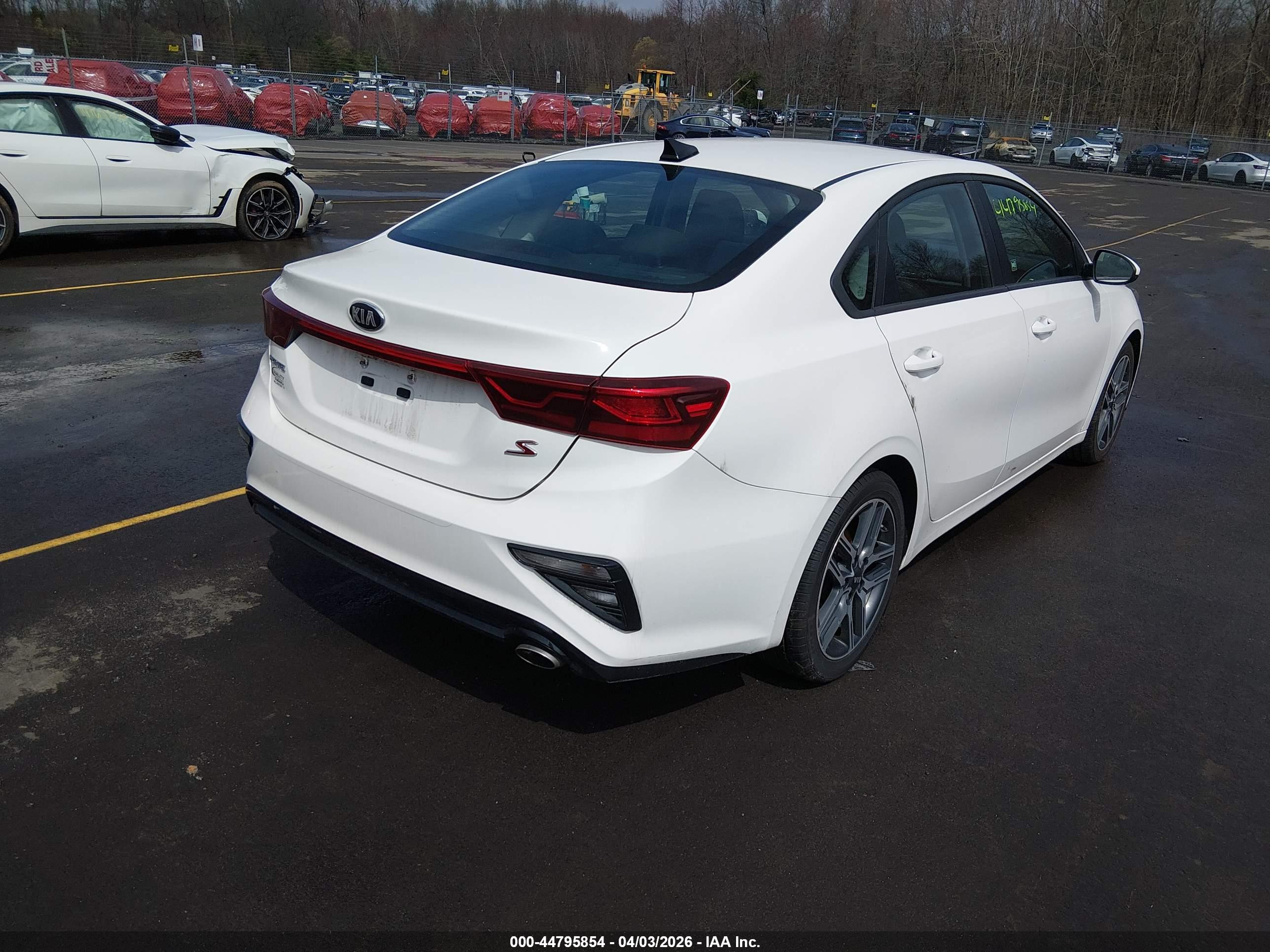 KIA FORTE image 4