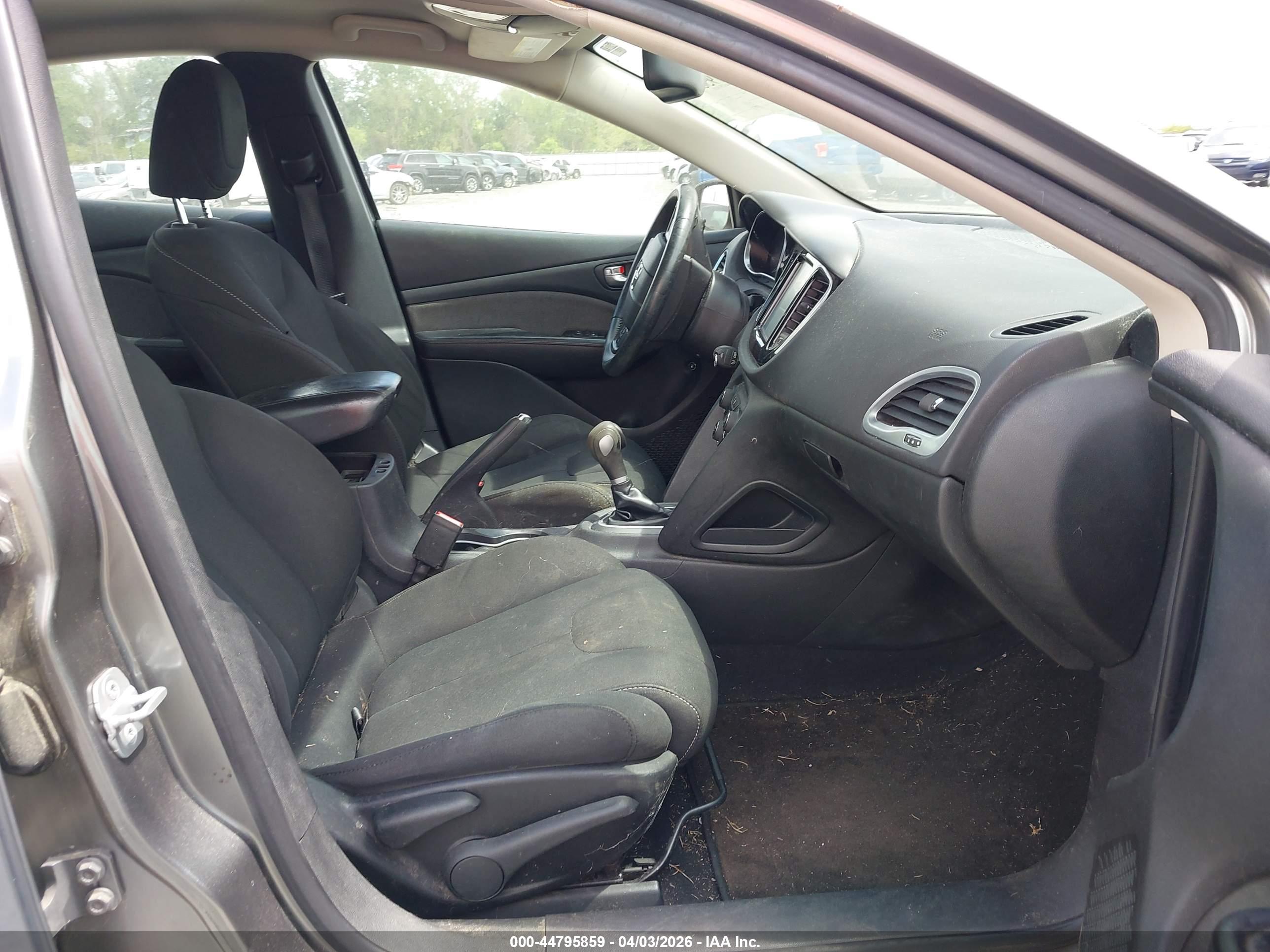 DODGE DART image 5