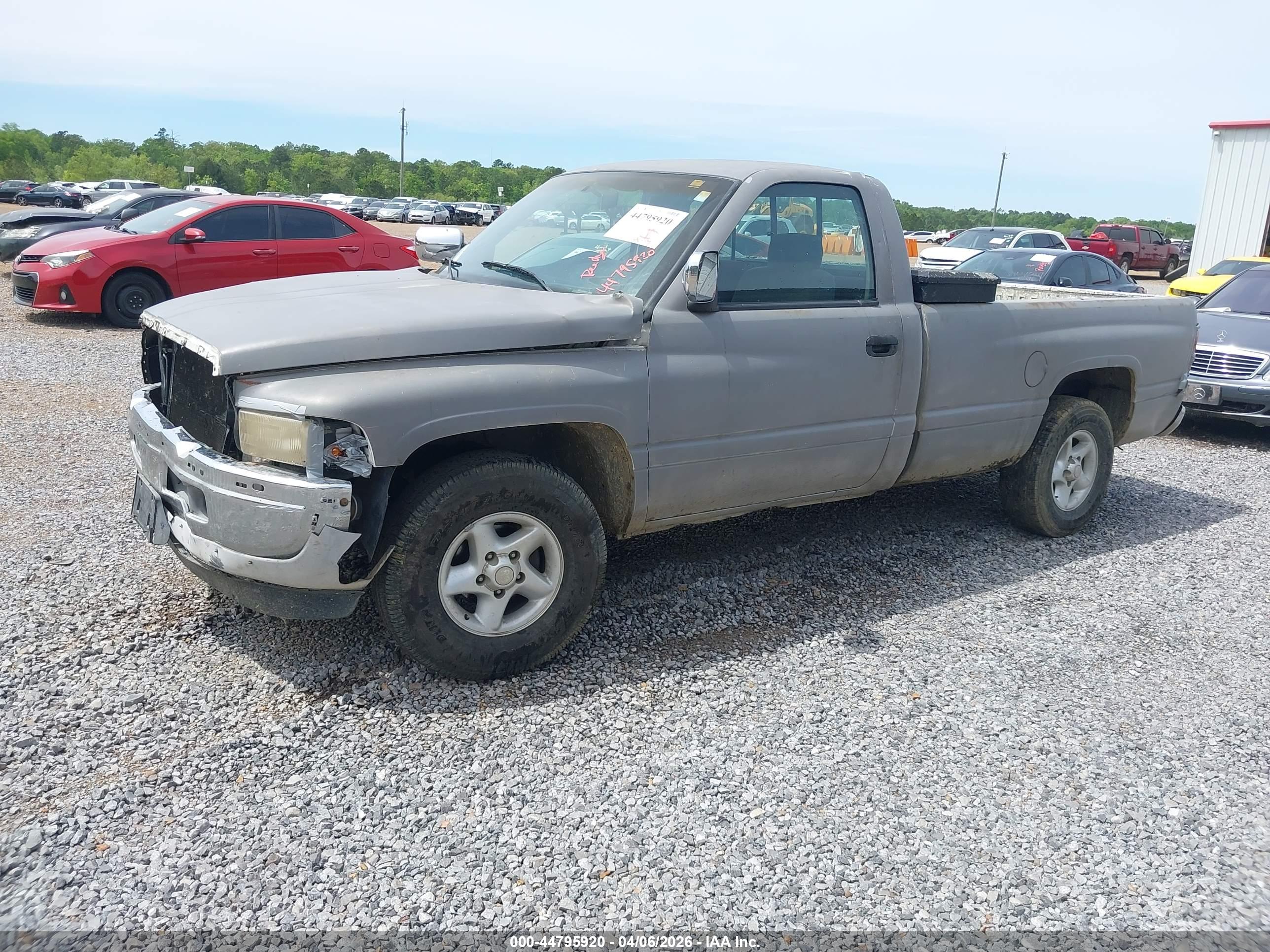 DODGE RAM image 2
