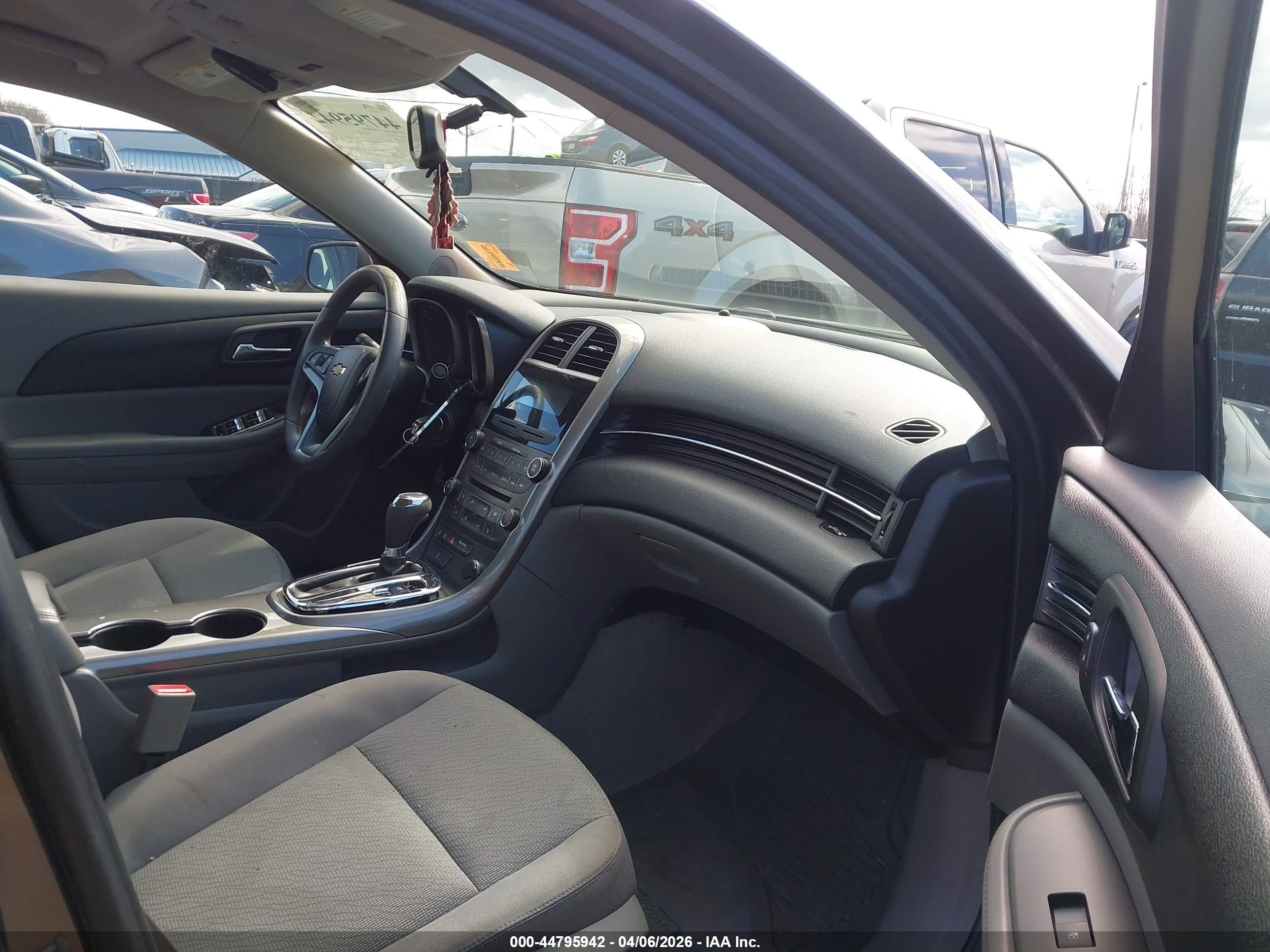 CHEVROLET MALIBU image 5