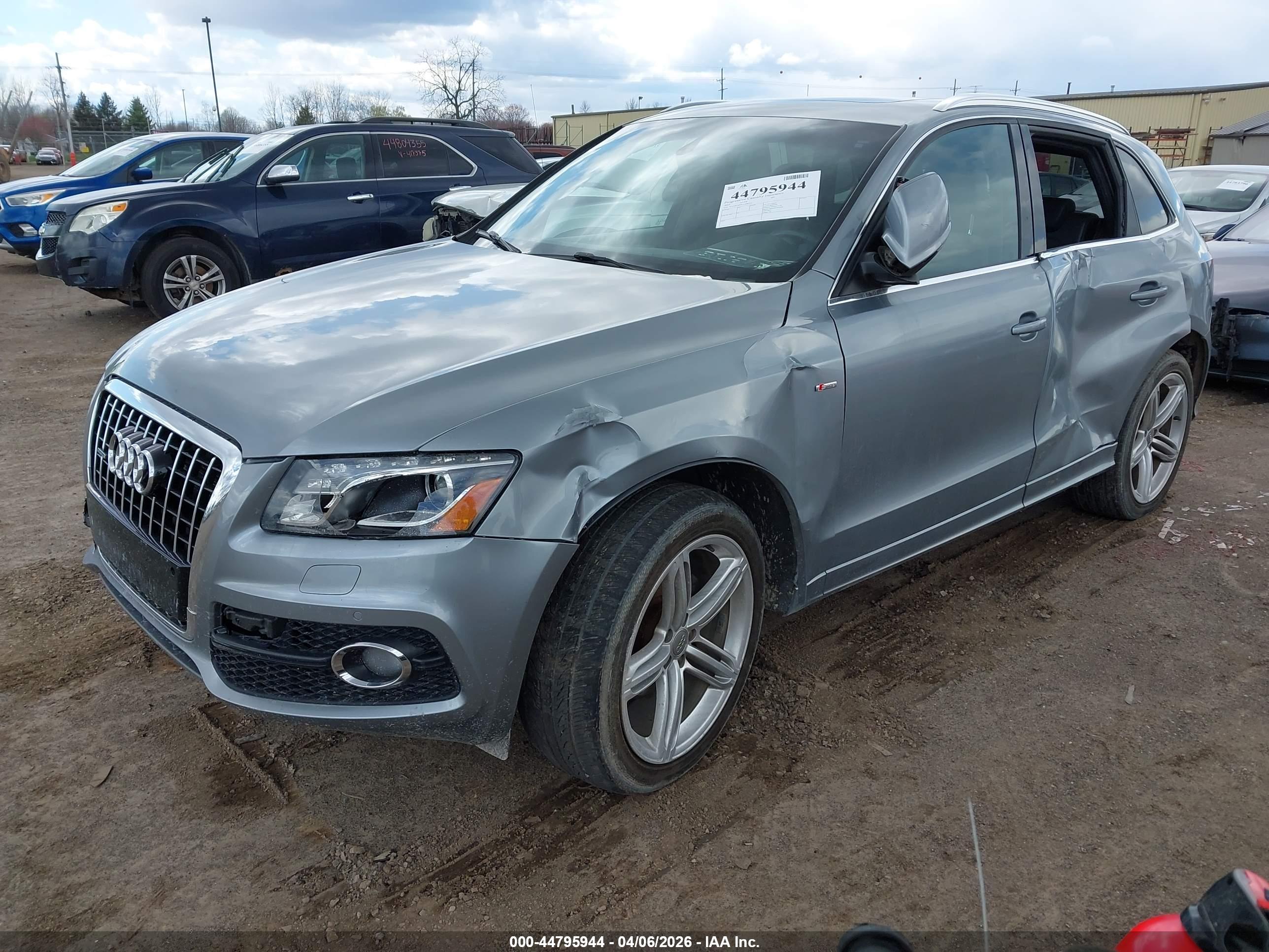 AUDI Q5 image 2