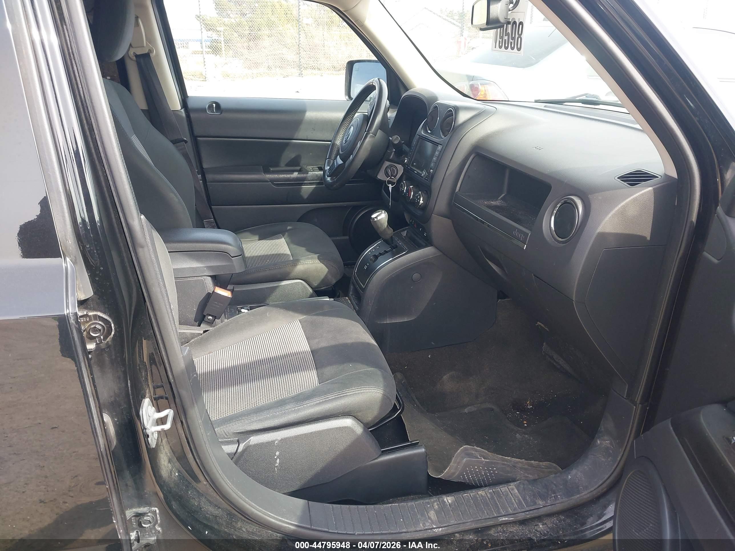 JEEP PATRIOT image 5