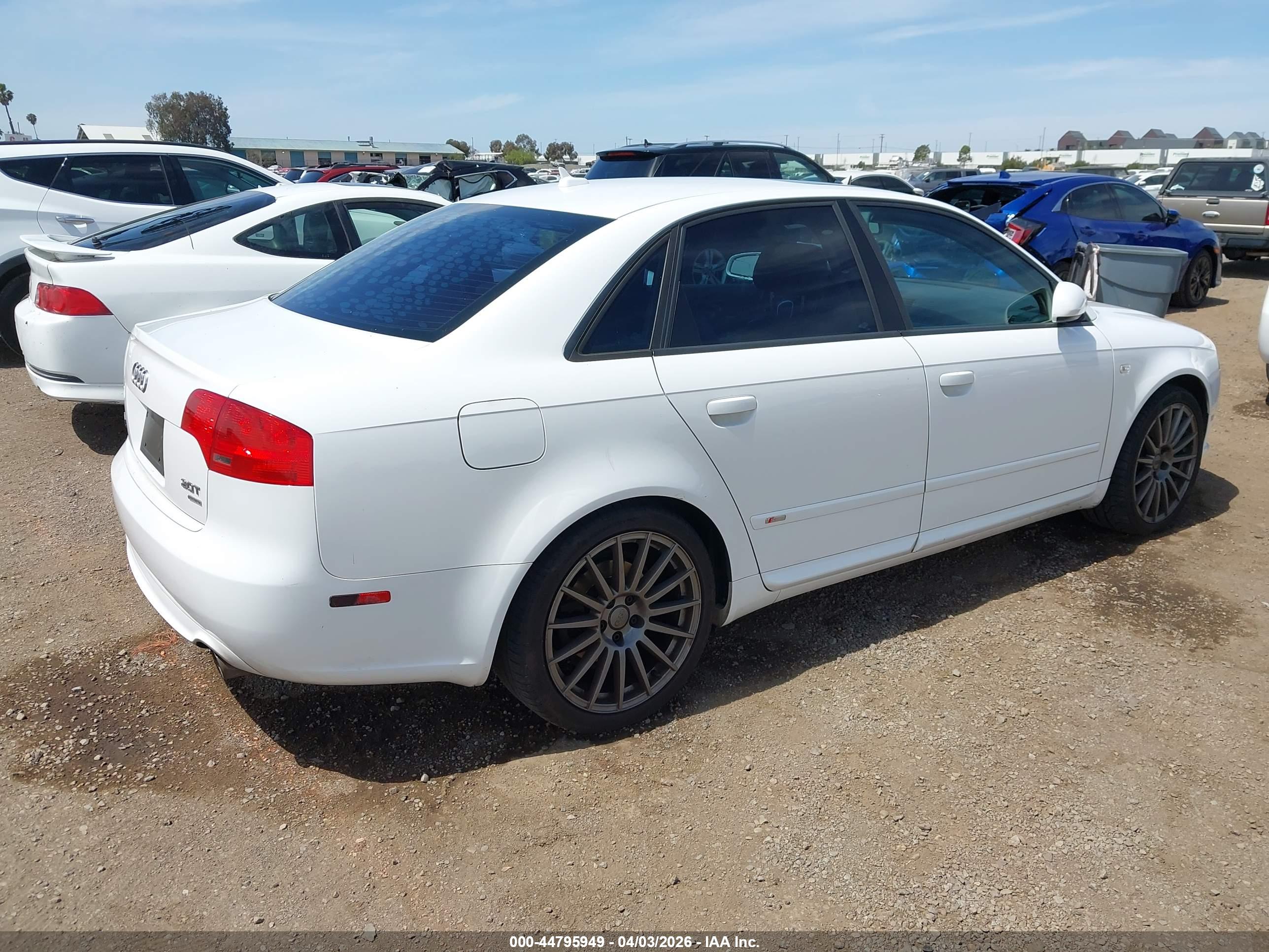AUDI A4 image 4