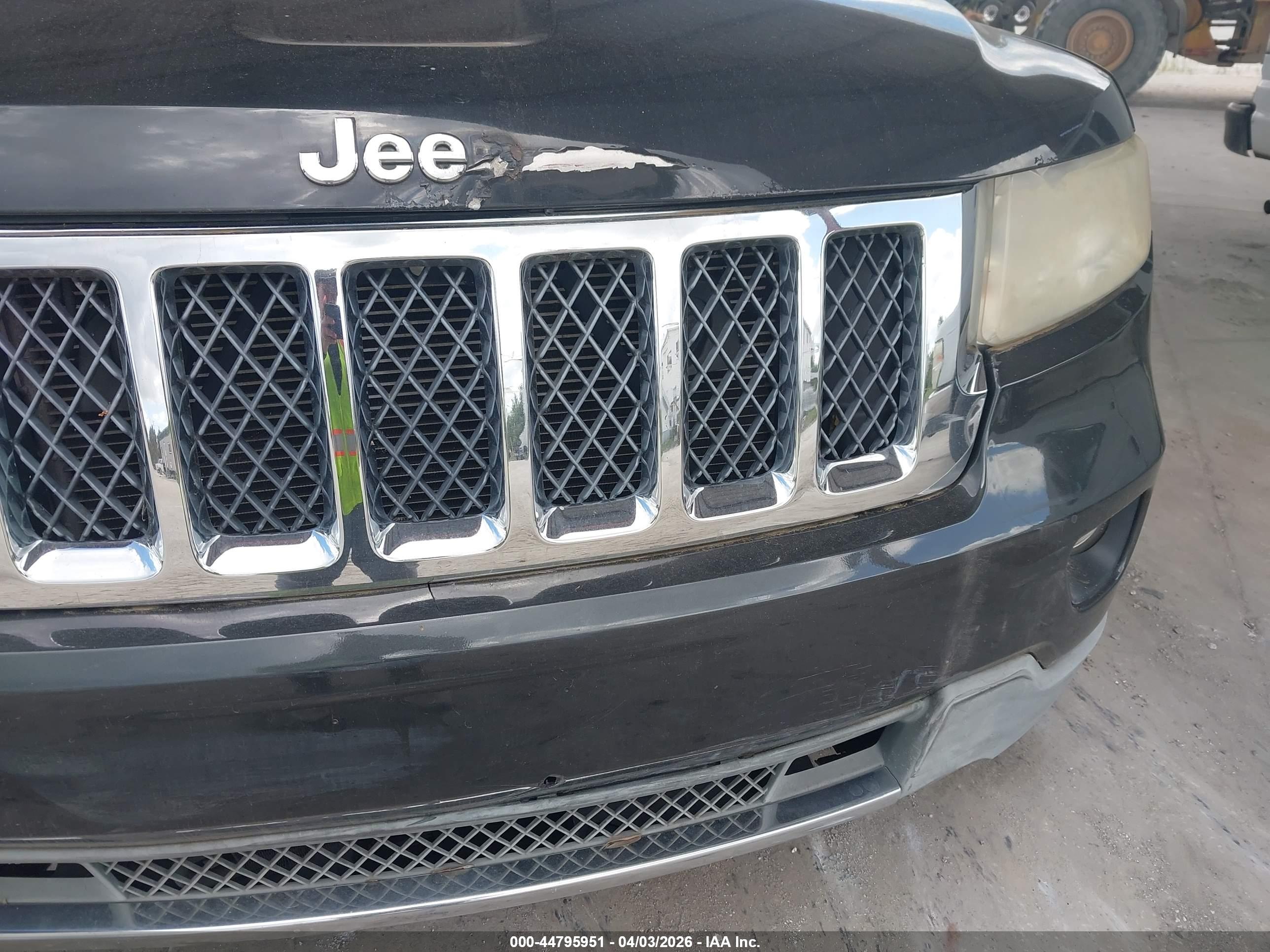JEEP GRAND image 6