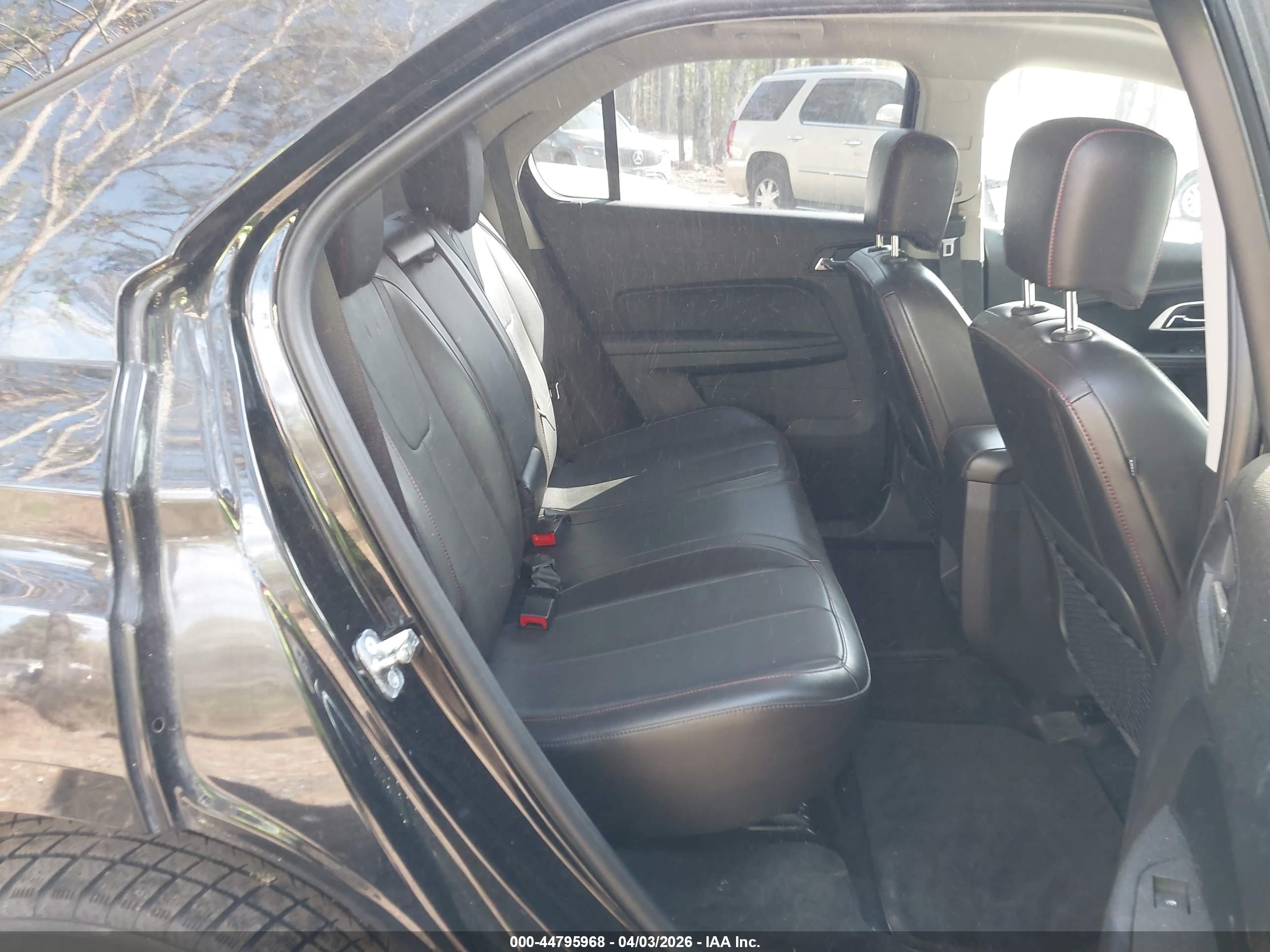 CHEVROLET EQUINOX image 8