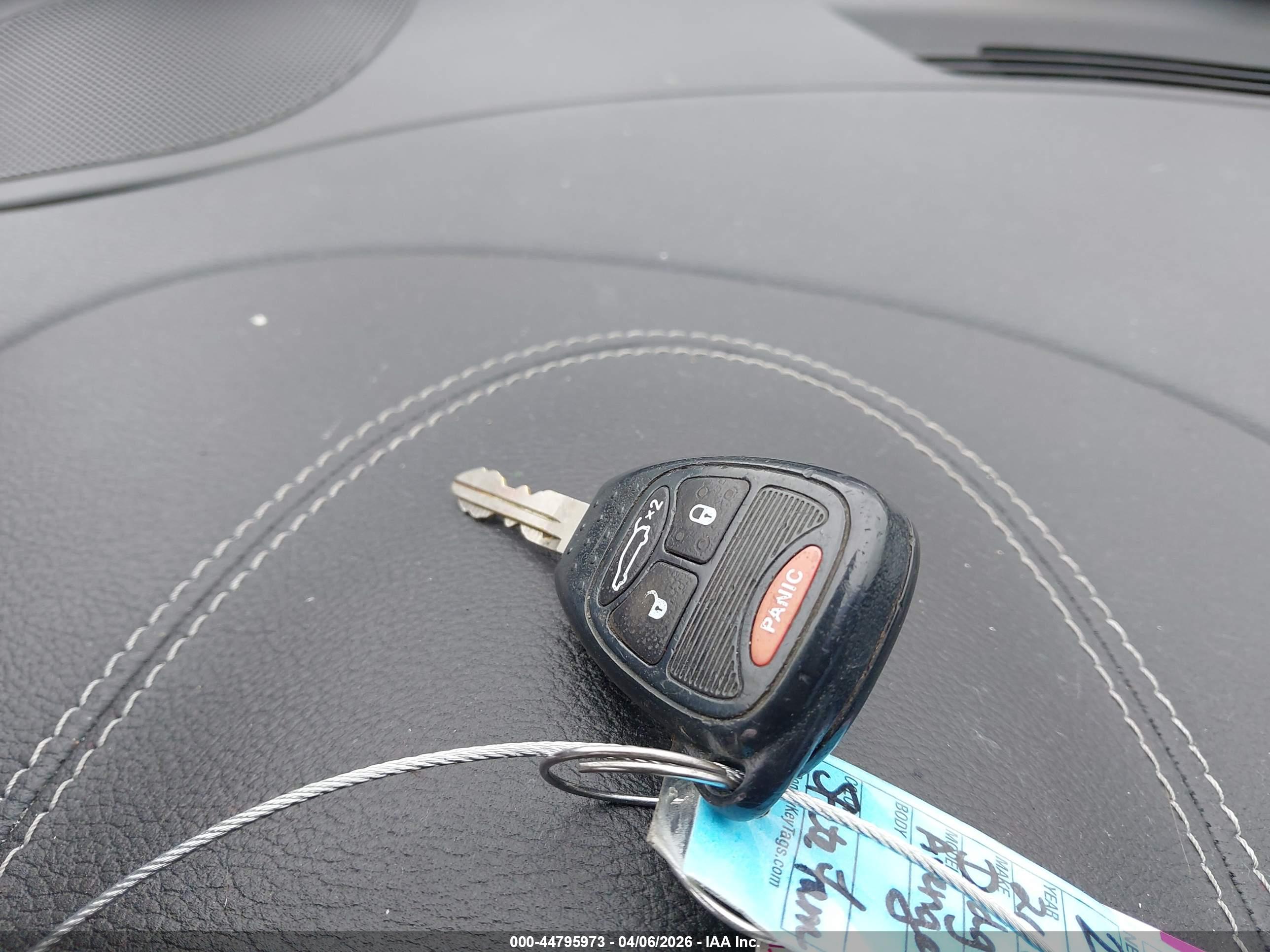 DODGE AVENGER image 11