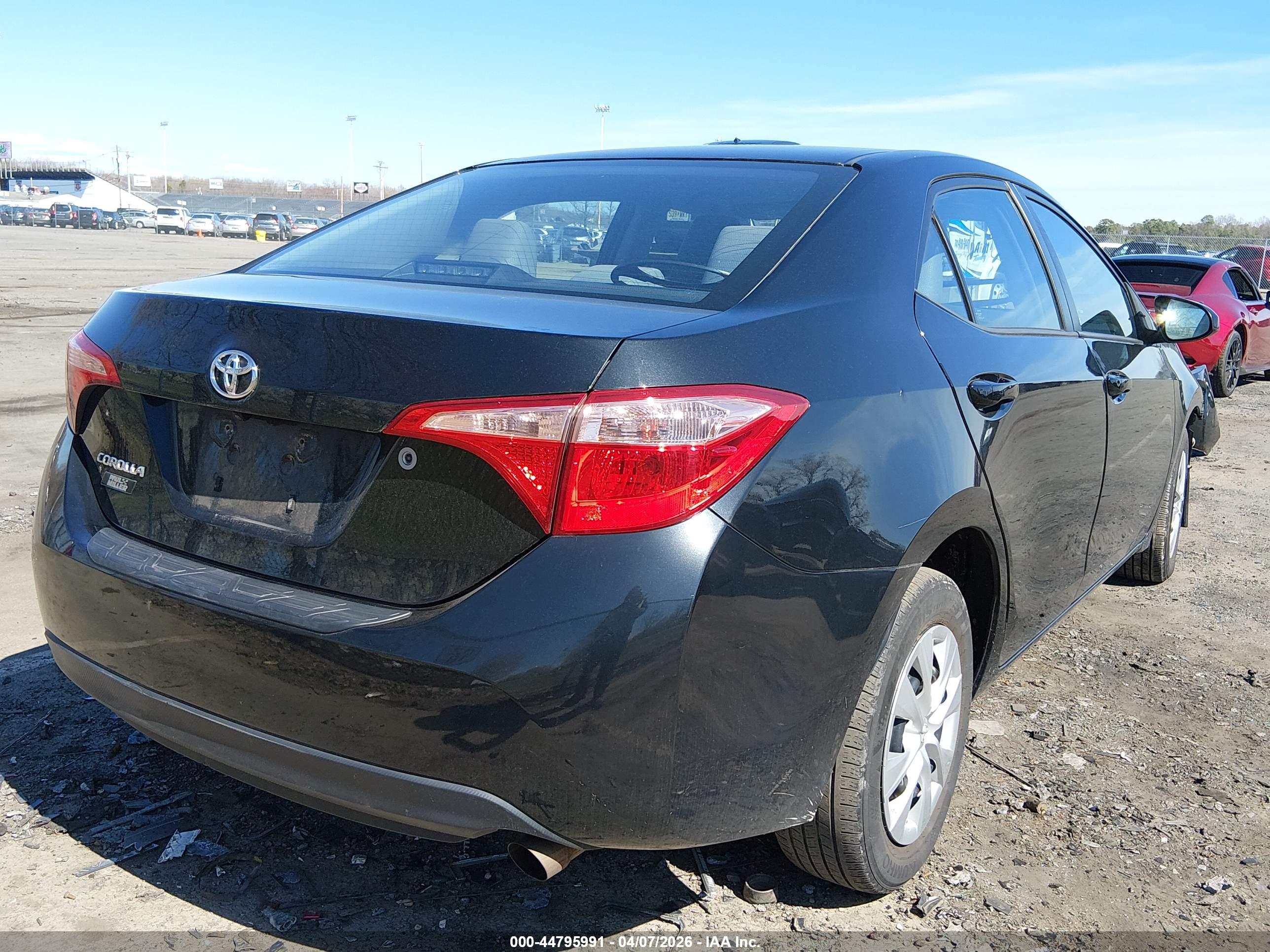 TOYOTA COROLLA image 4