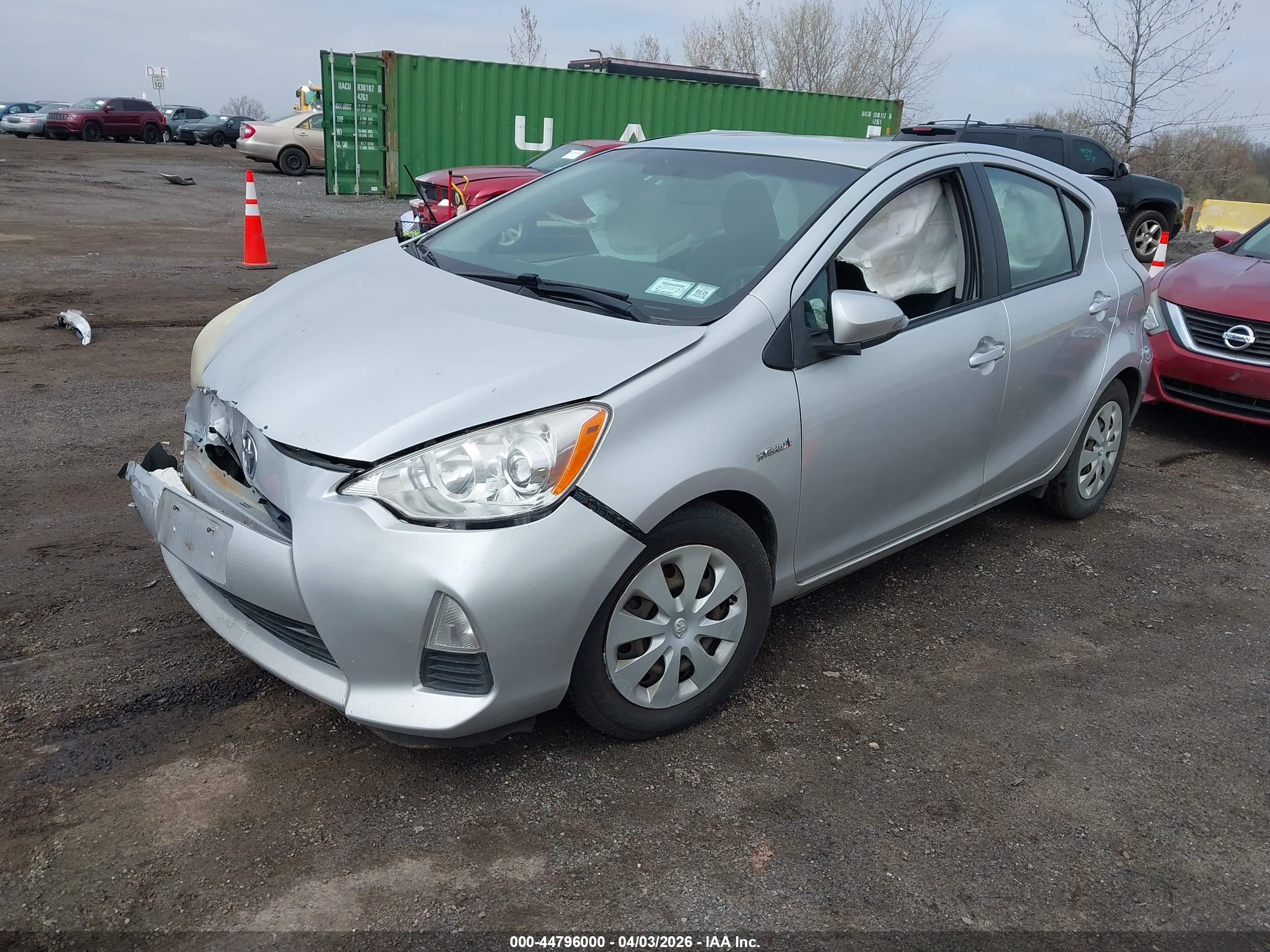 TOYOTA PRIUS image 2