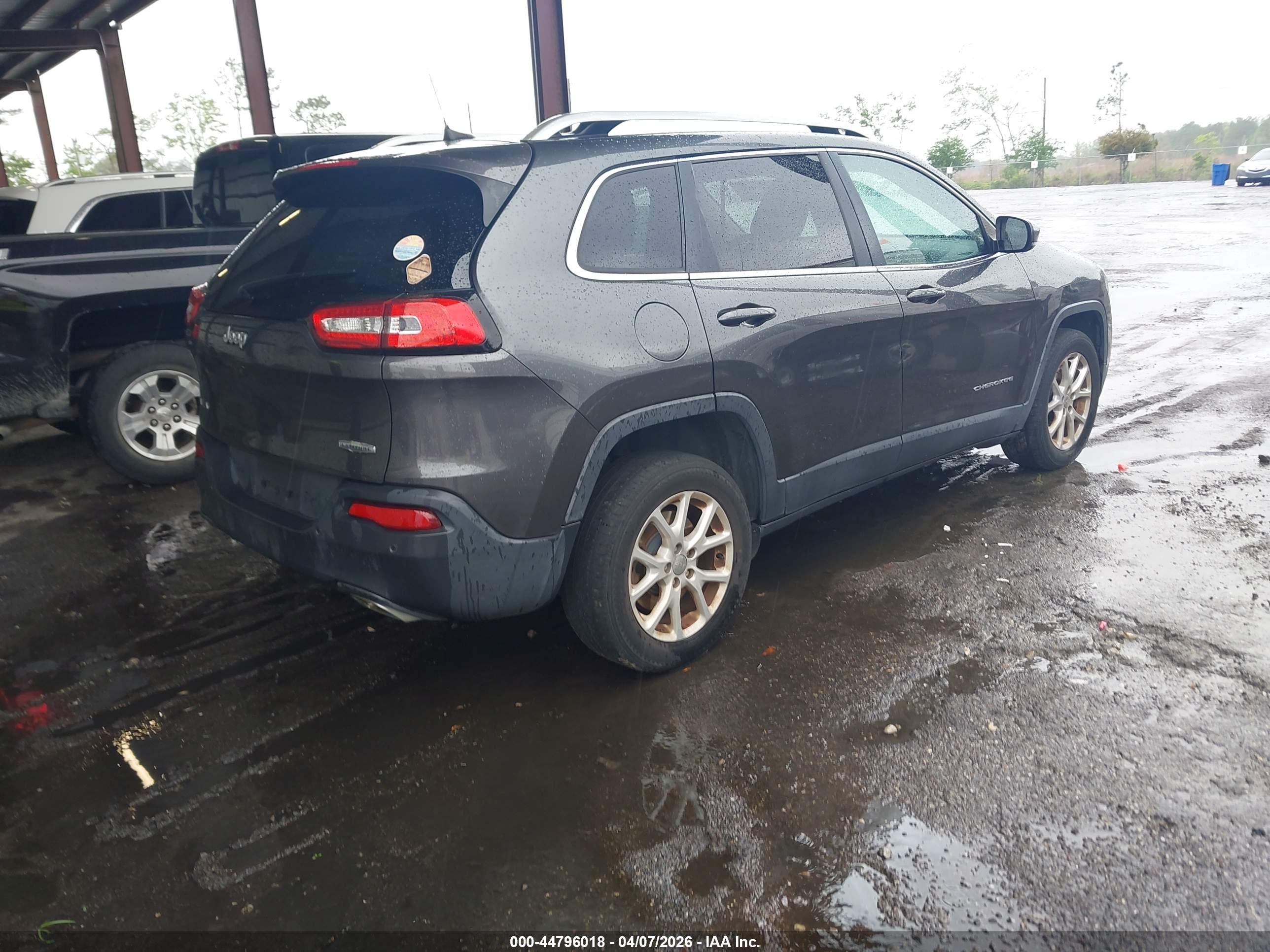 JEEP CHEROKEE image 4