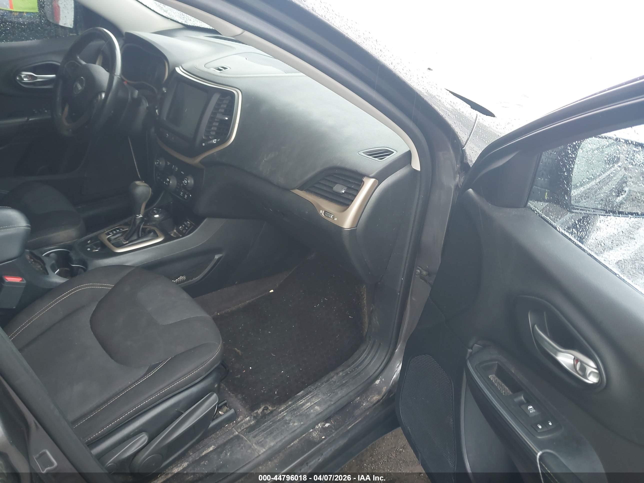 JEEP CHEROKEE image 5