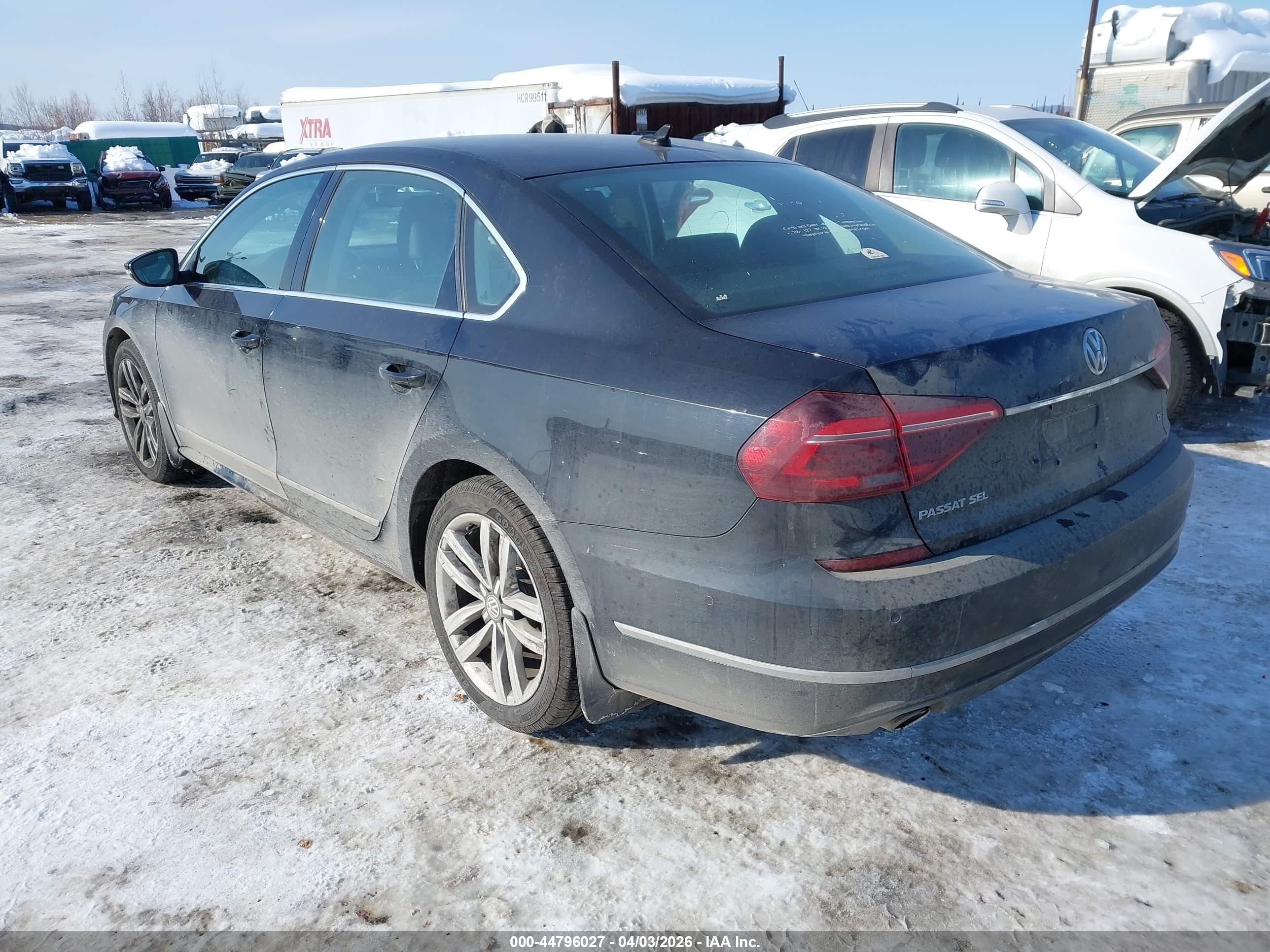 VOLKSWAGEN PASSAT image 3