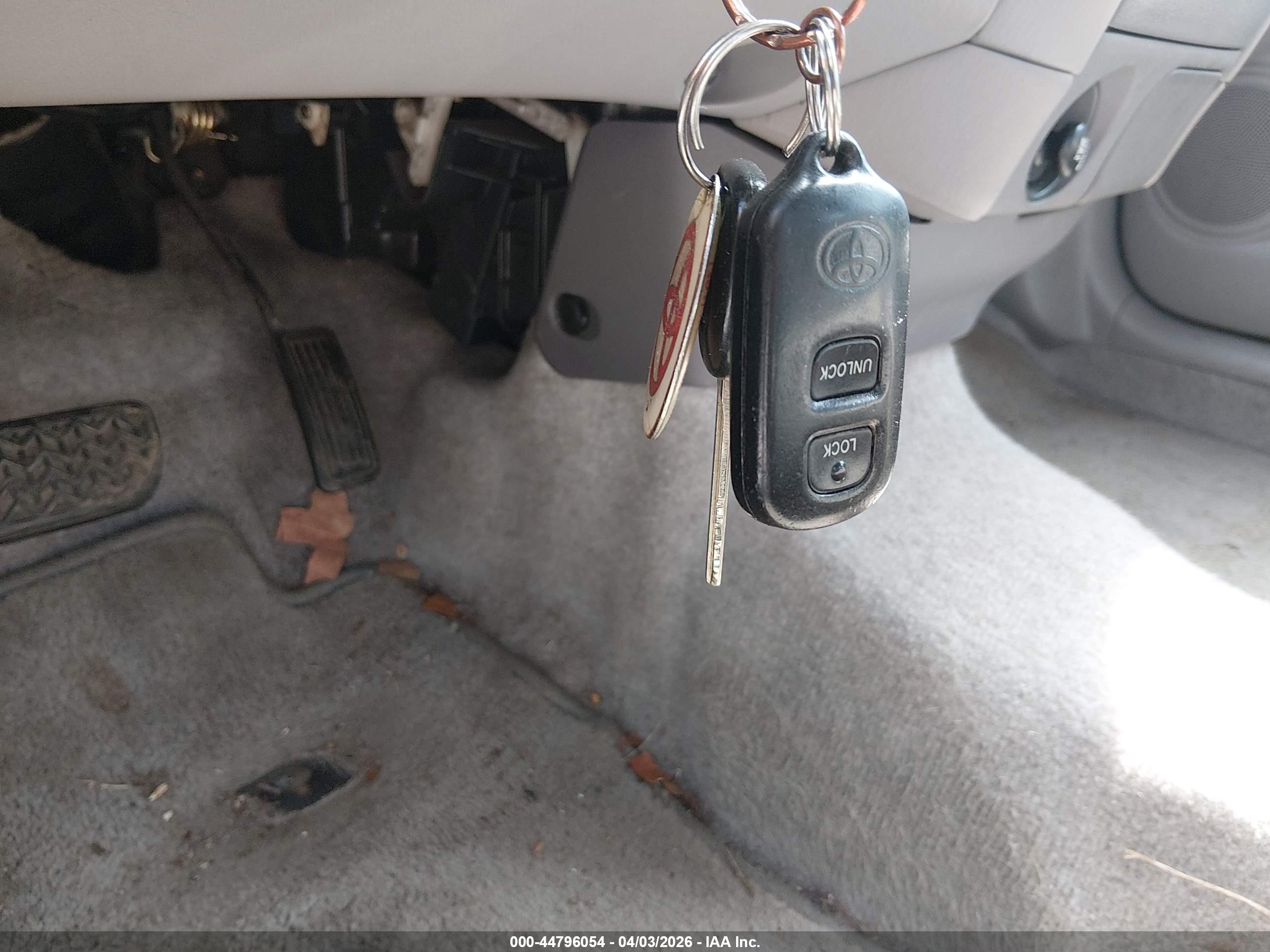 TOYOTA PRIUS image 11