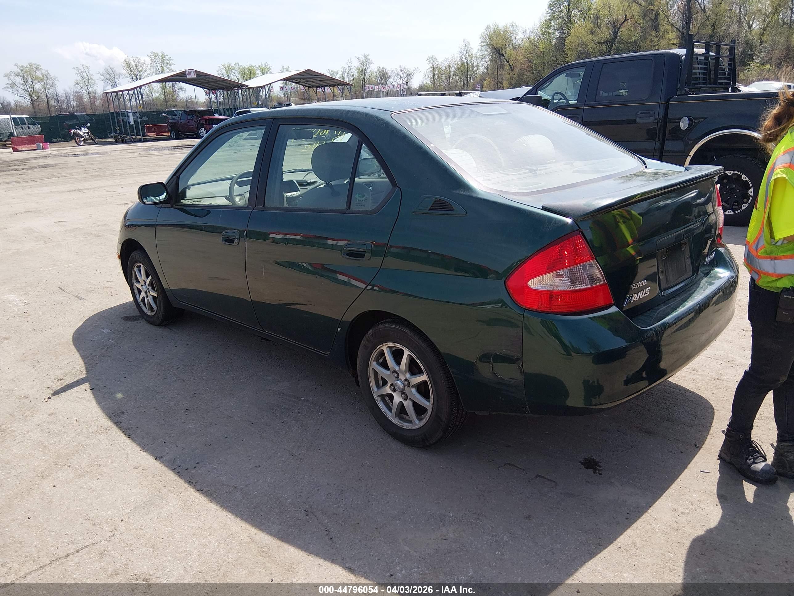 TOYOTA PRIUS image 3