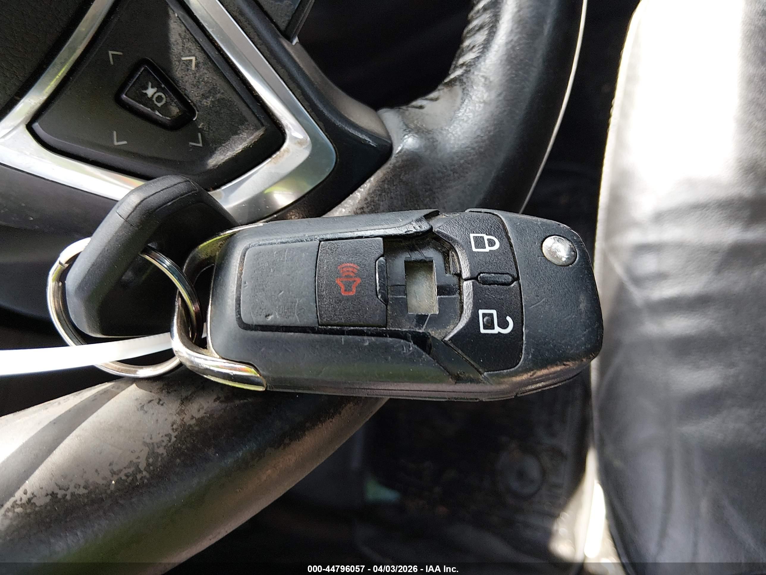 FORD FUSION image 11