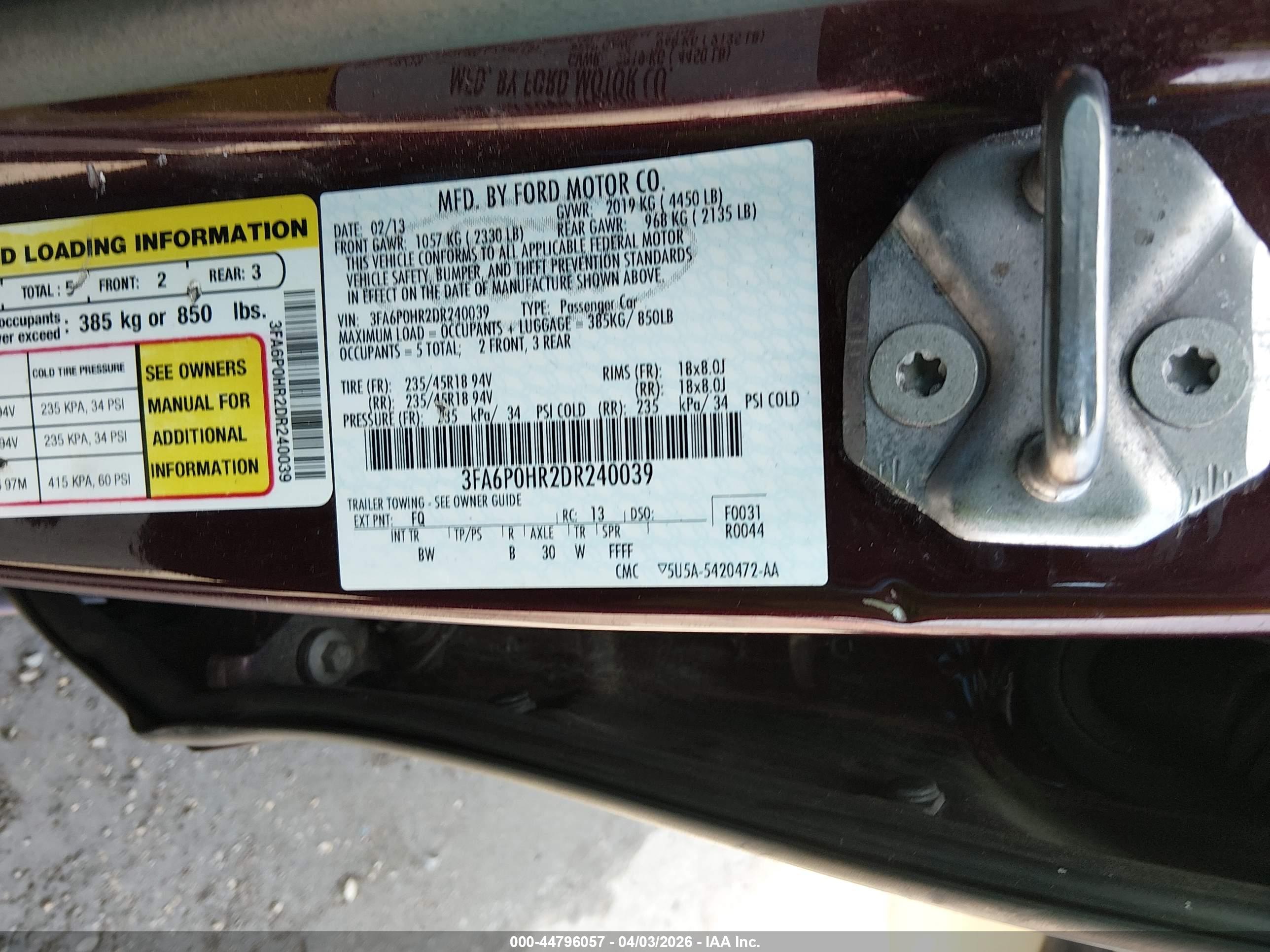 FORD FUSION image 9