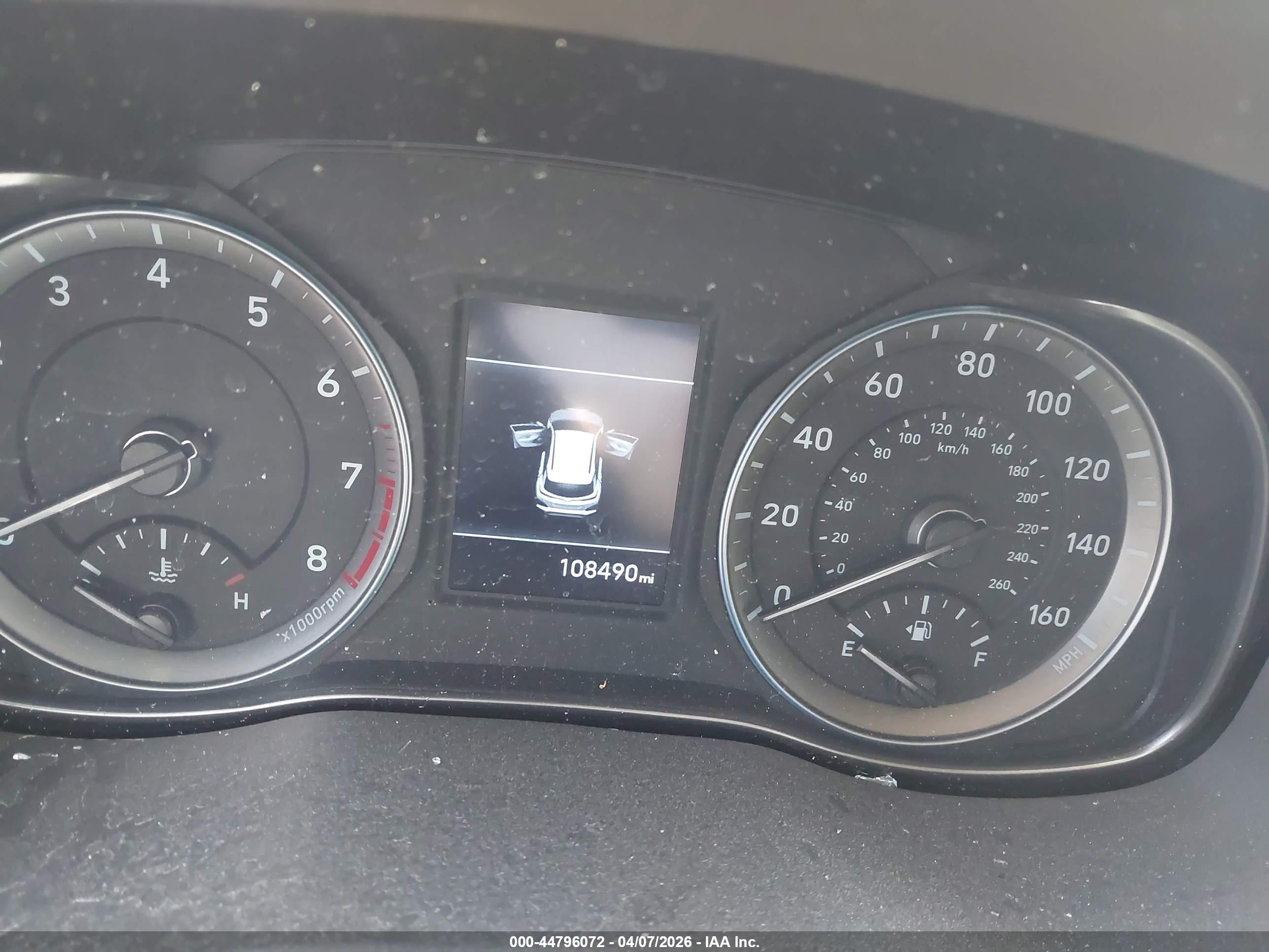 HYUNDAI KONA image 7