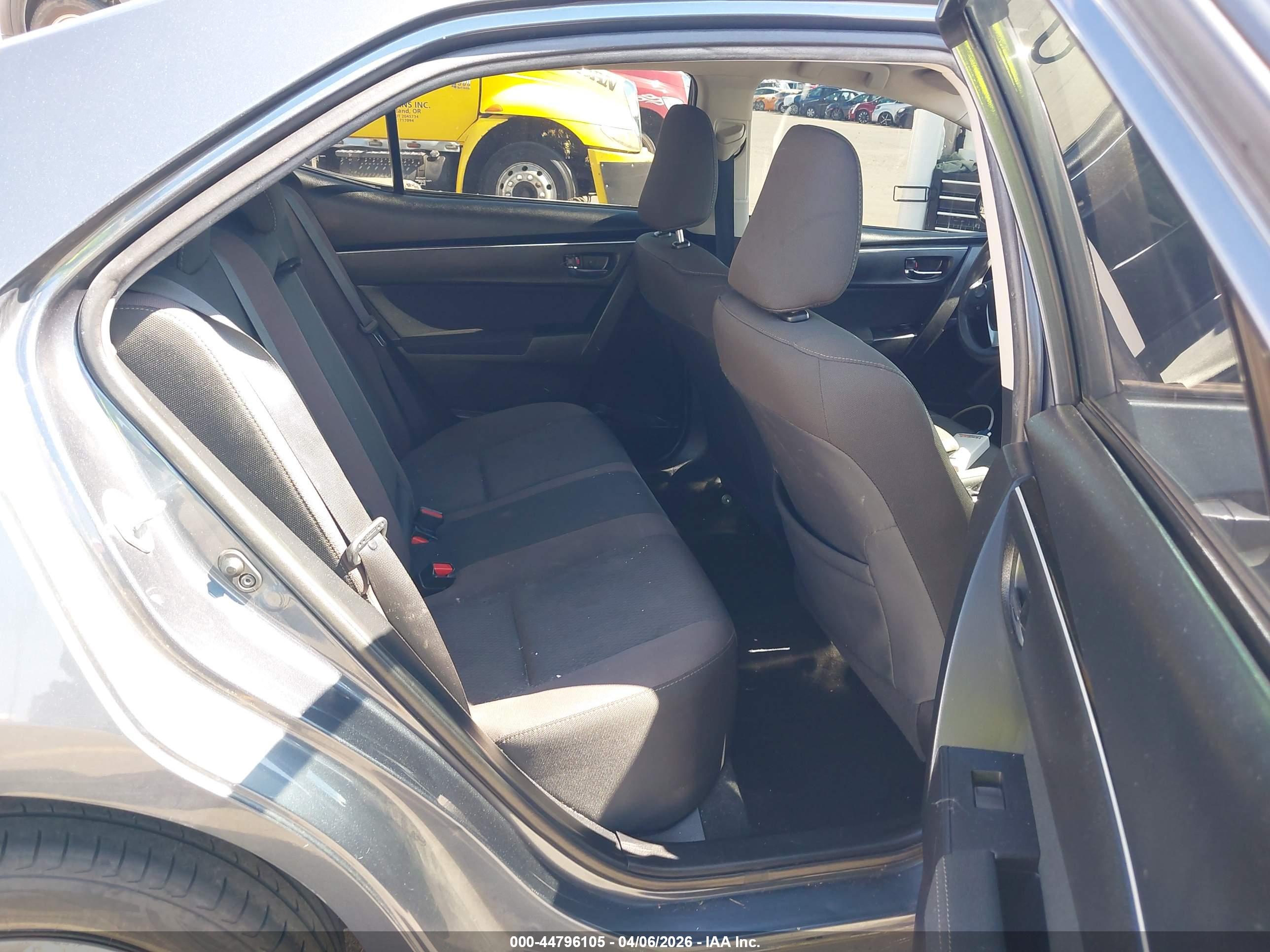 TOYOTA COROLLA image 8