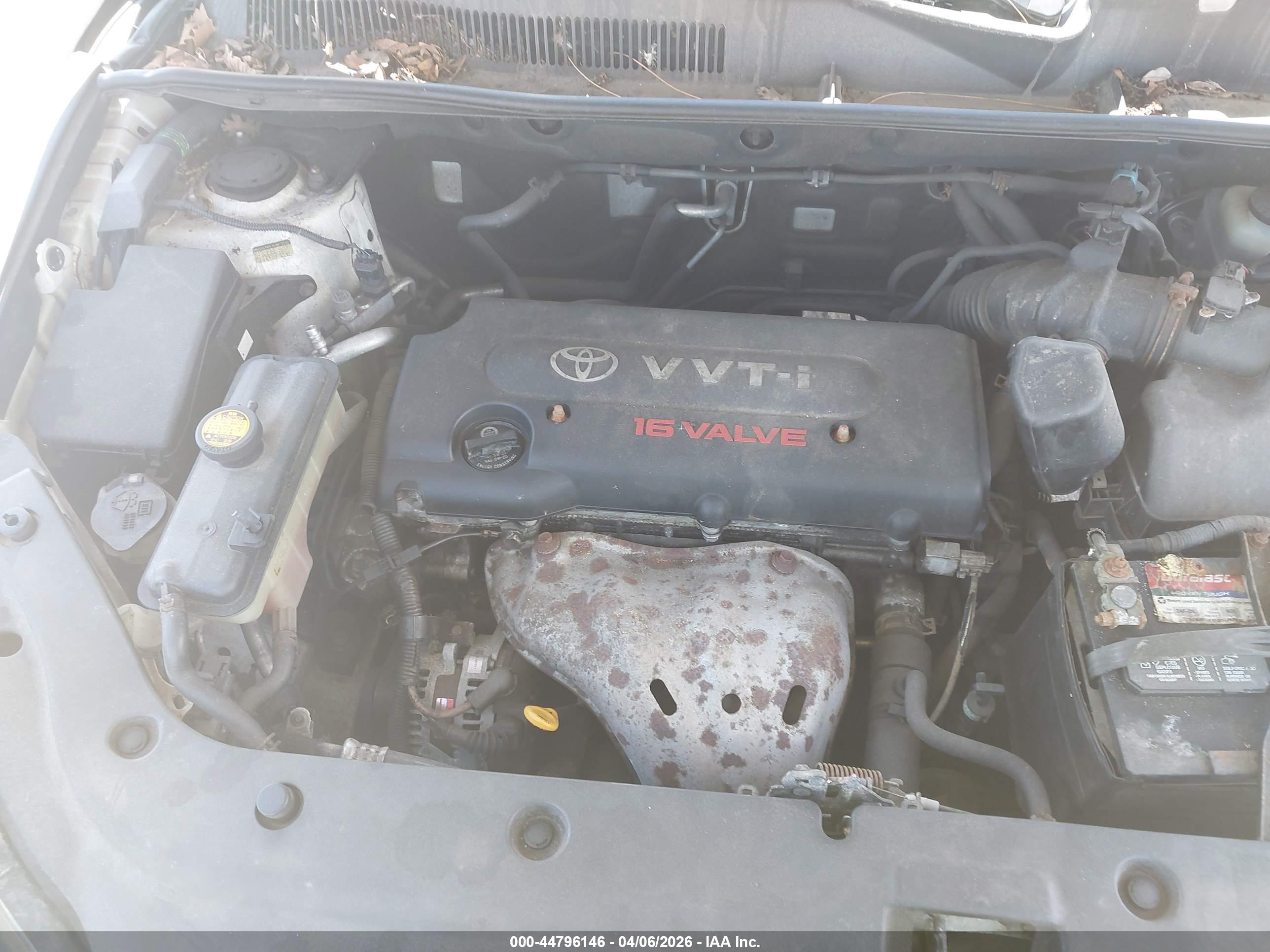 TOYOTA RAV4 image 10