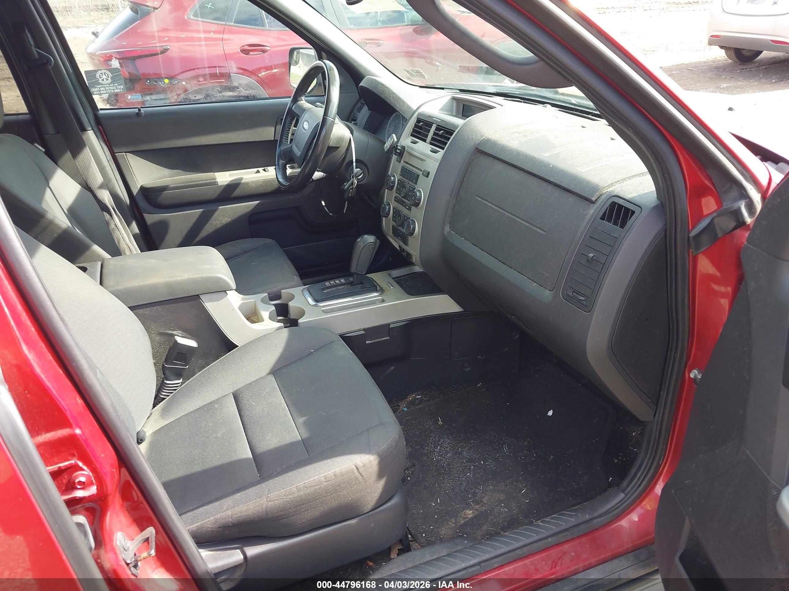 FORD ESCAPE image 5