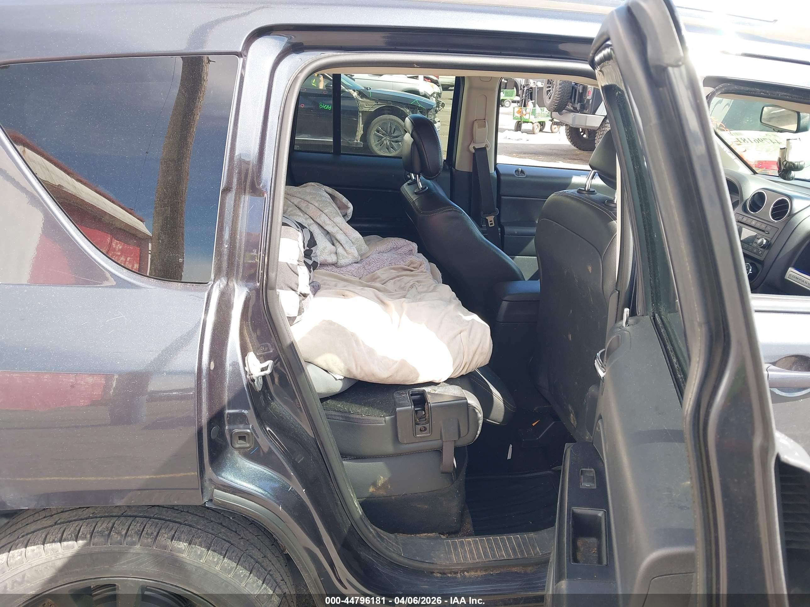 JEEP COMPASS image 8
