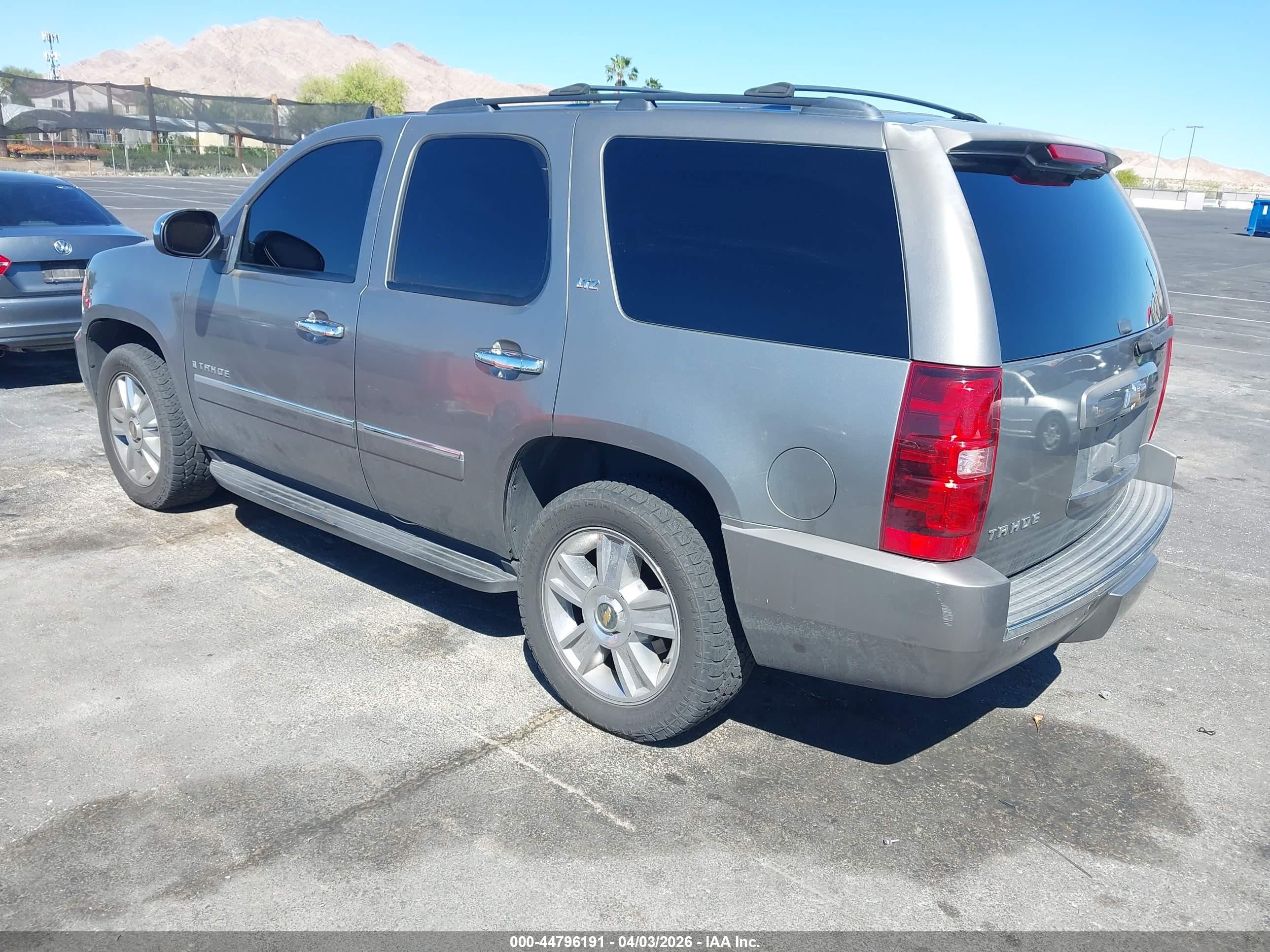 CHEVROLET TAHOE image 3