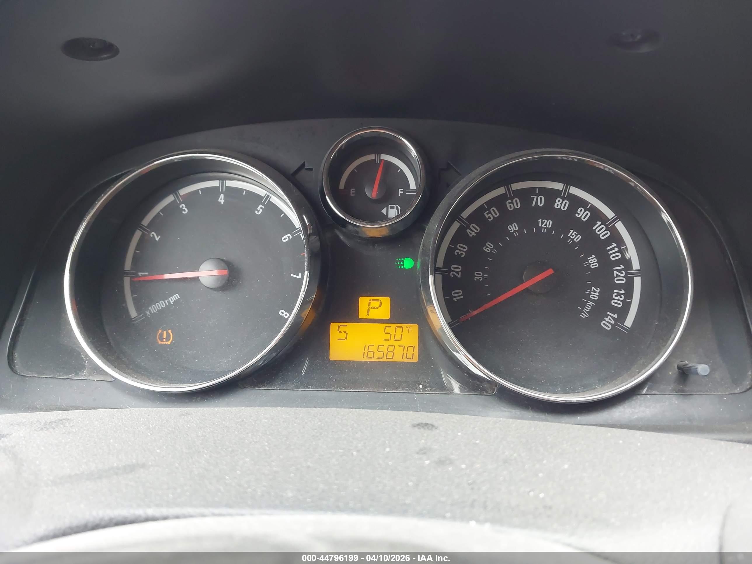 SATURN VUE image 7