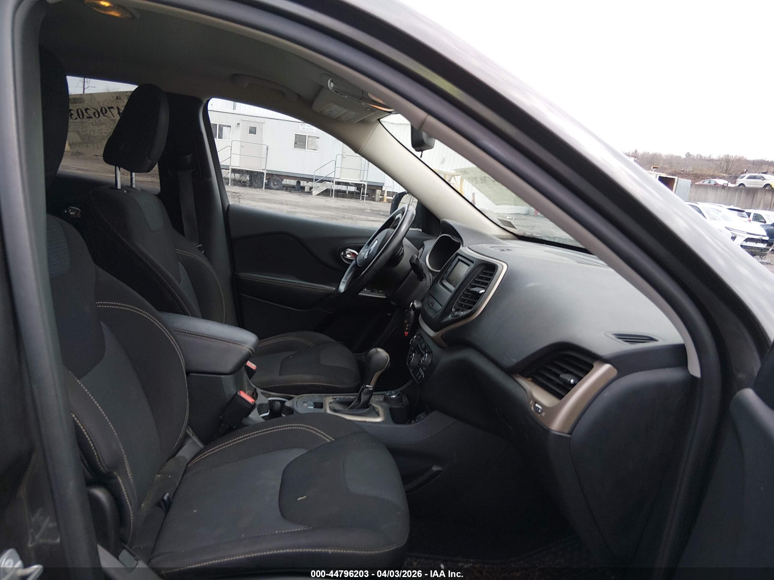 JEEP CHEROKEE image 5