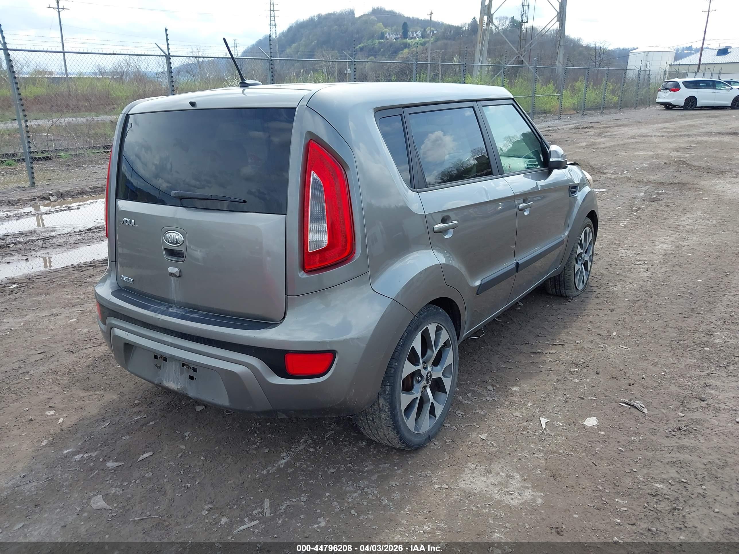 KIA SOUL image 4
