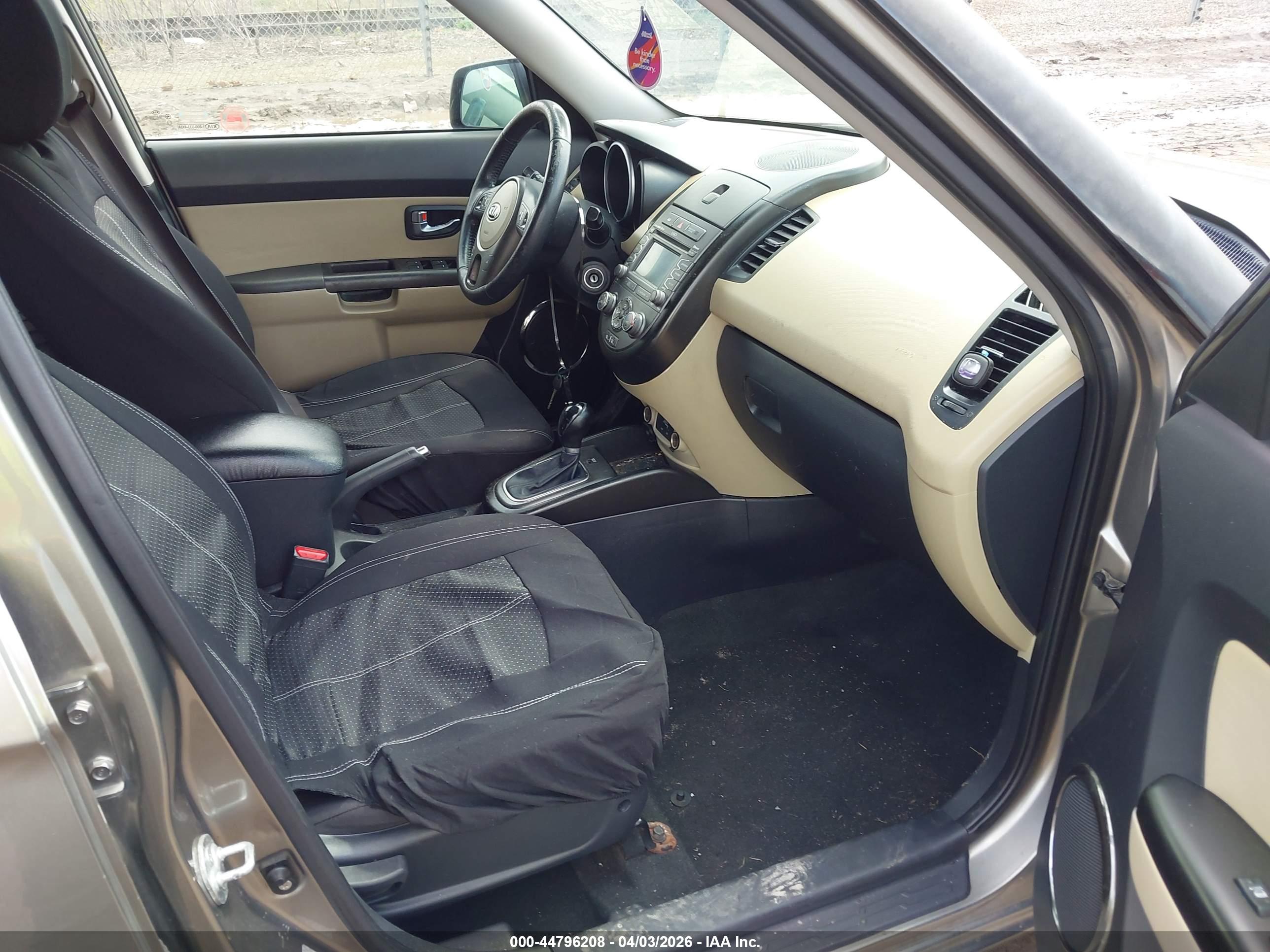 KIA SOUL image 5