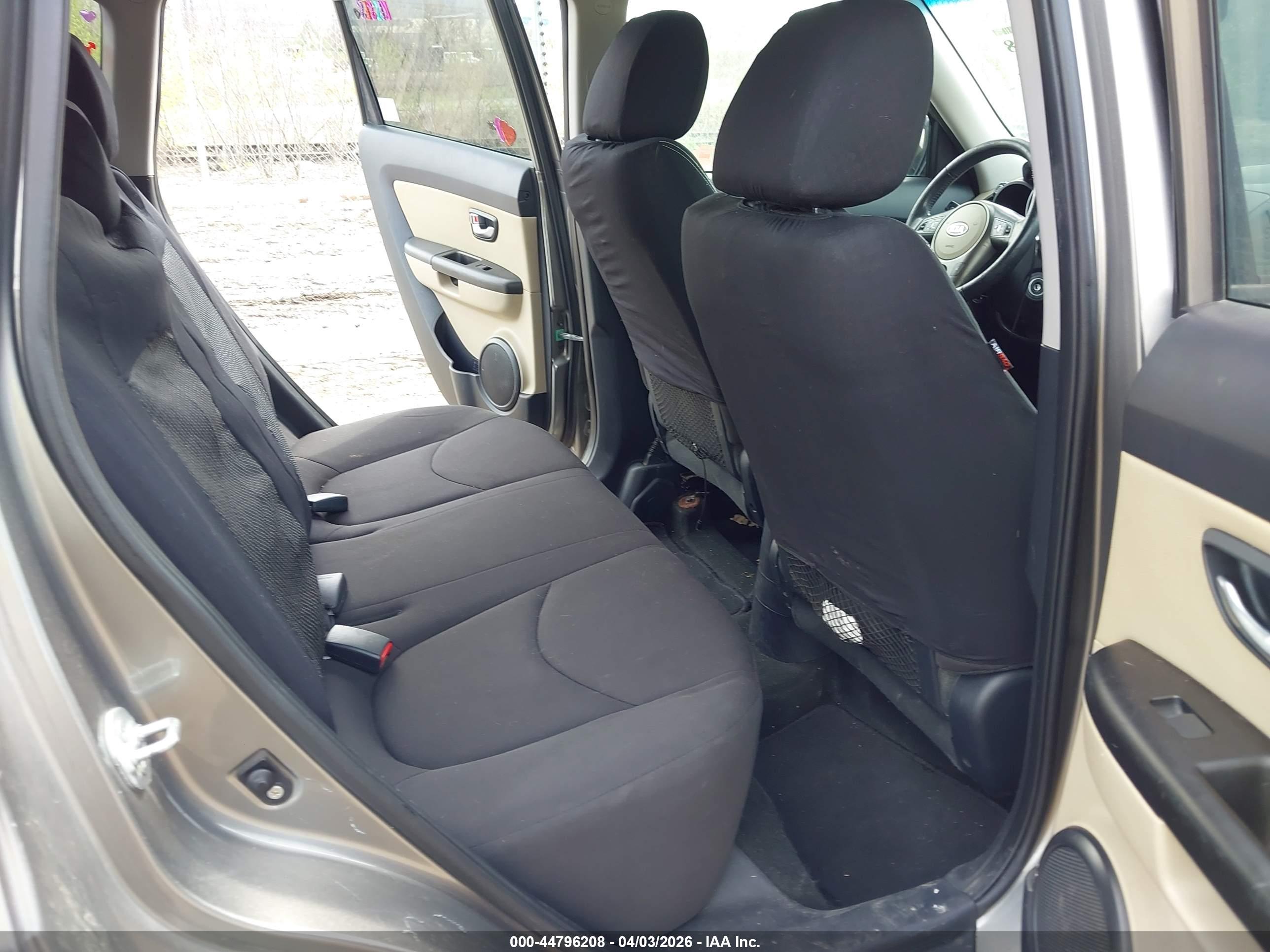 KIA SOUL image 8