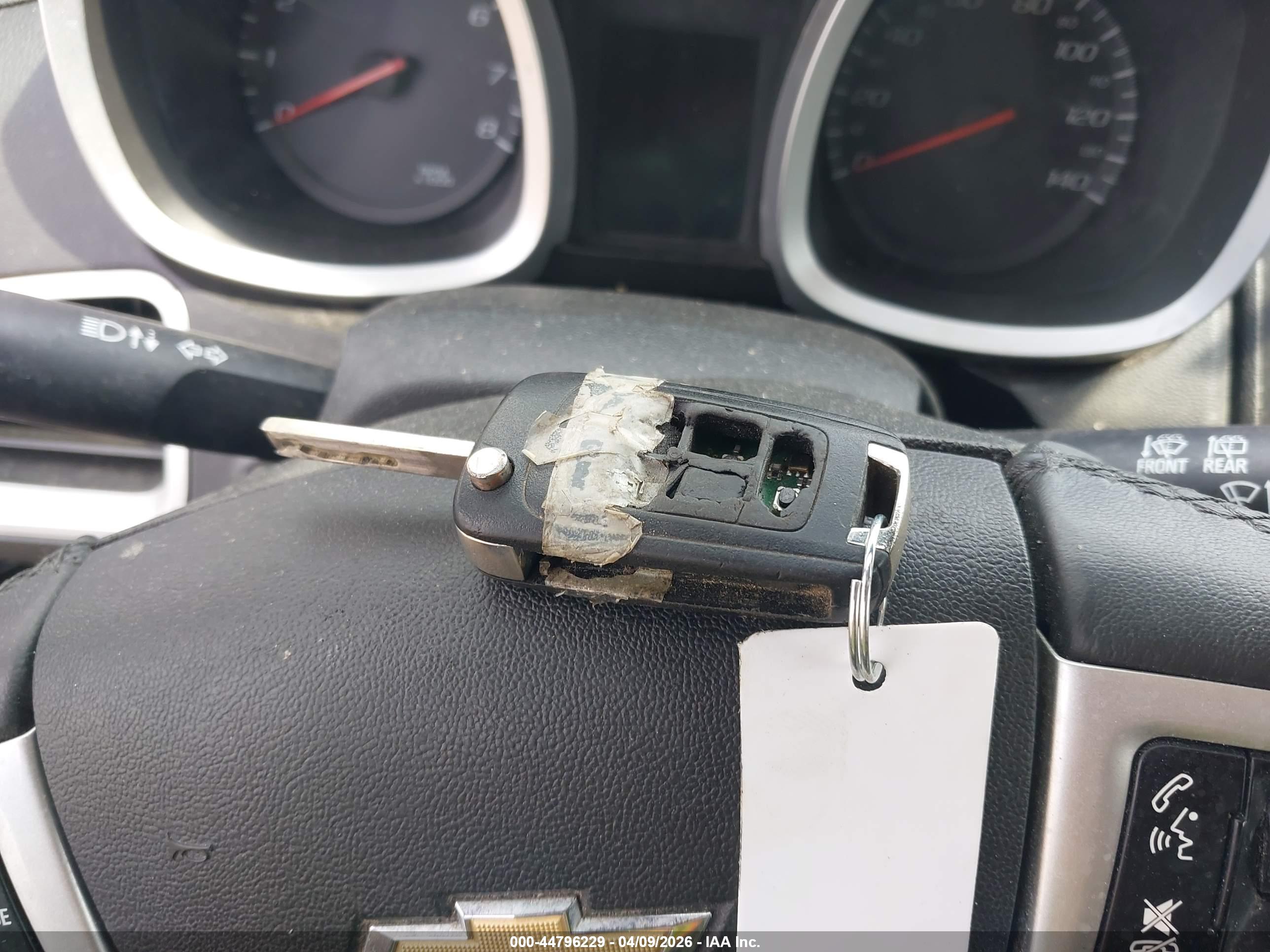 CHEVROLET EQUINOX image 11