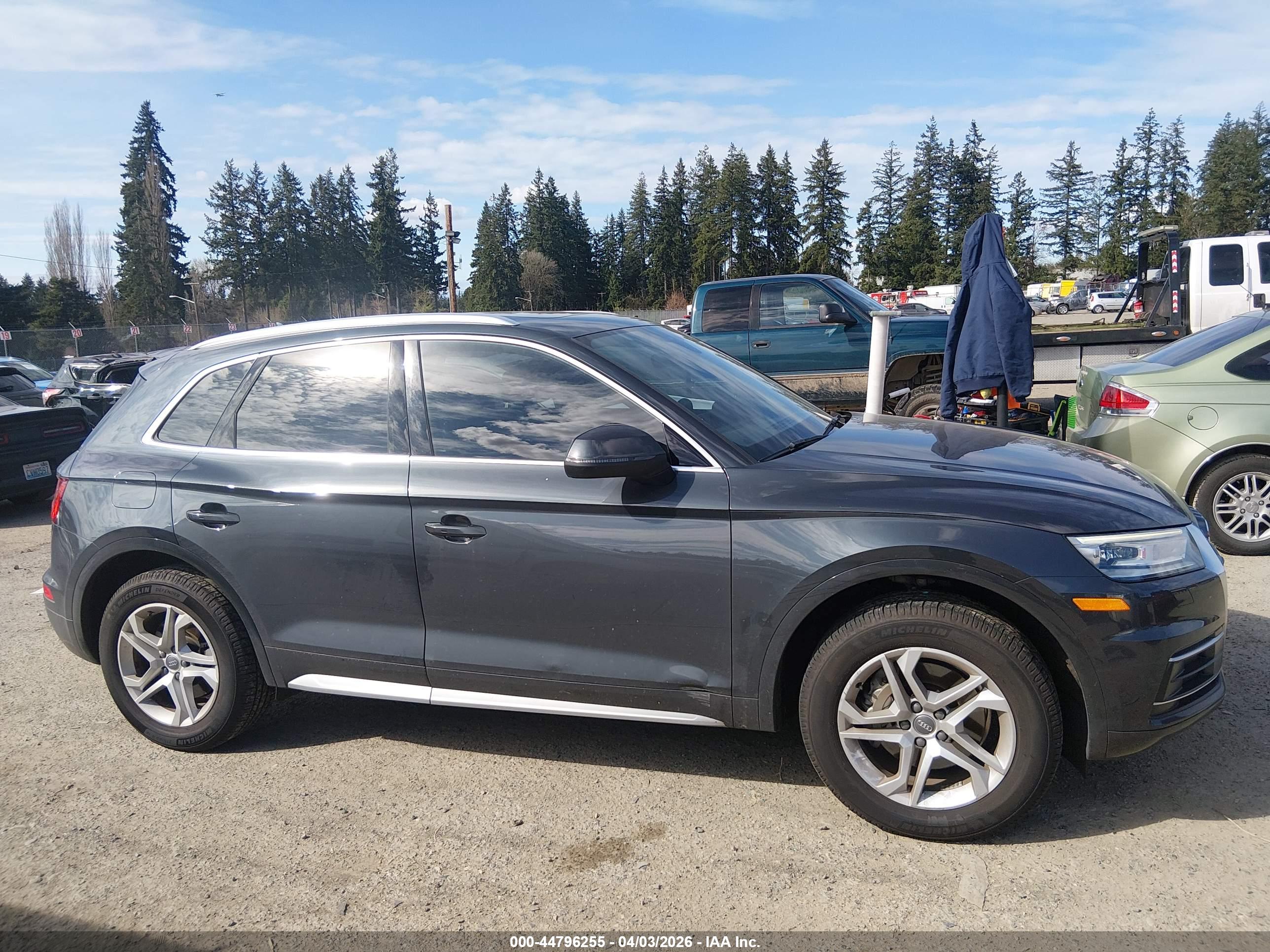 AUDI Q5 image 6