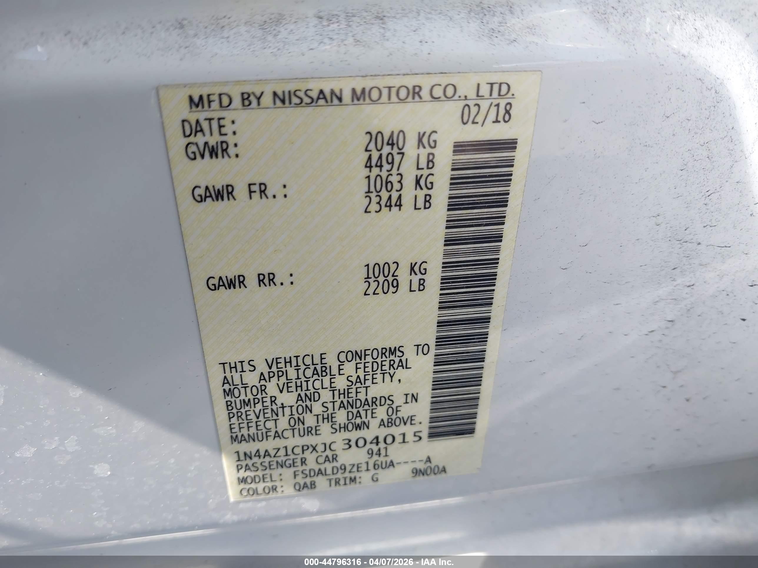 NISSAN LEAF image 9