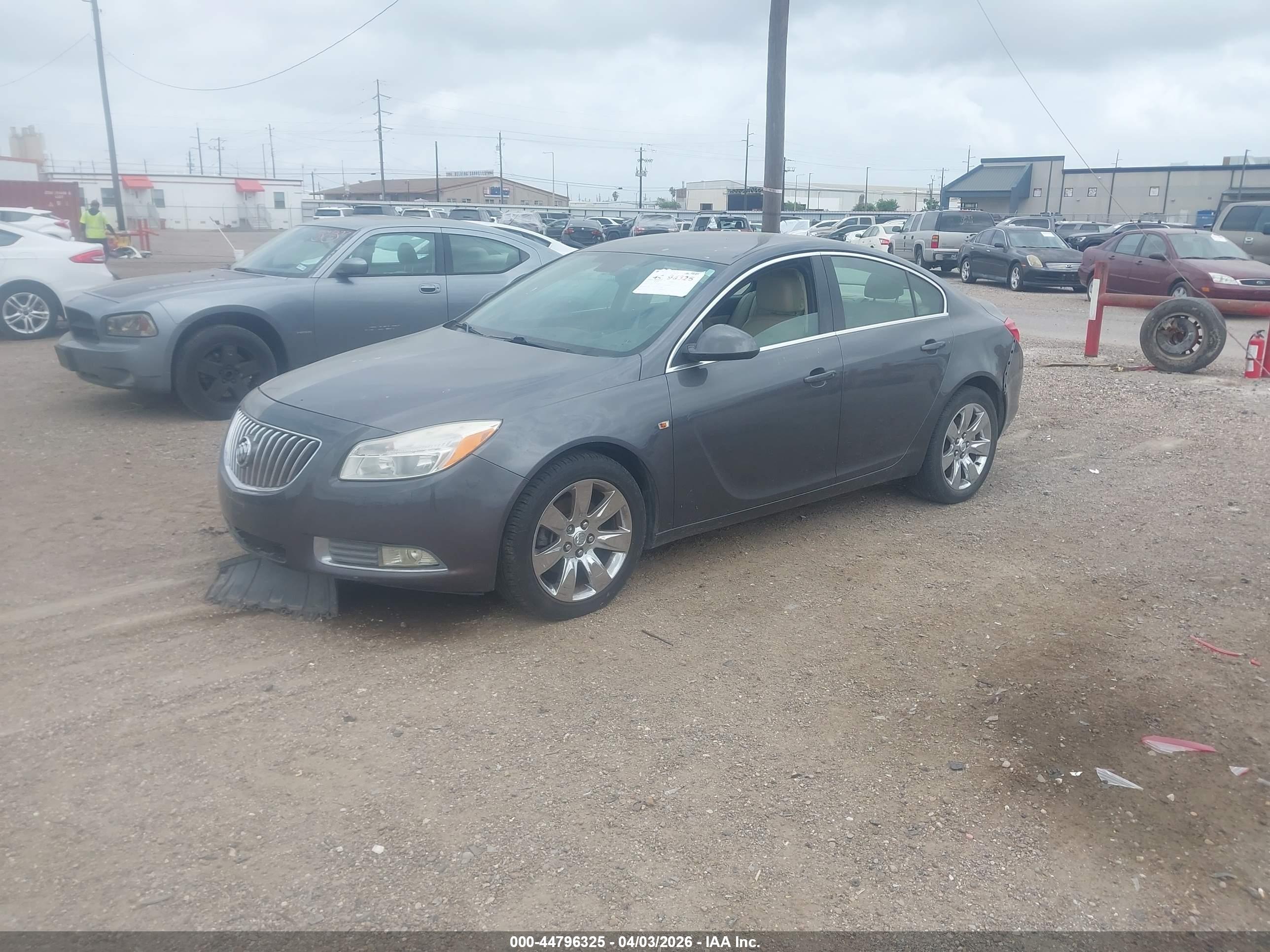 BUICK REGAL image 2