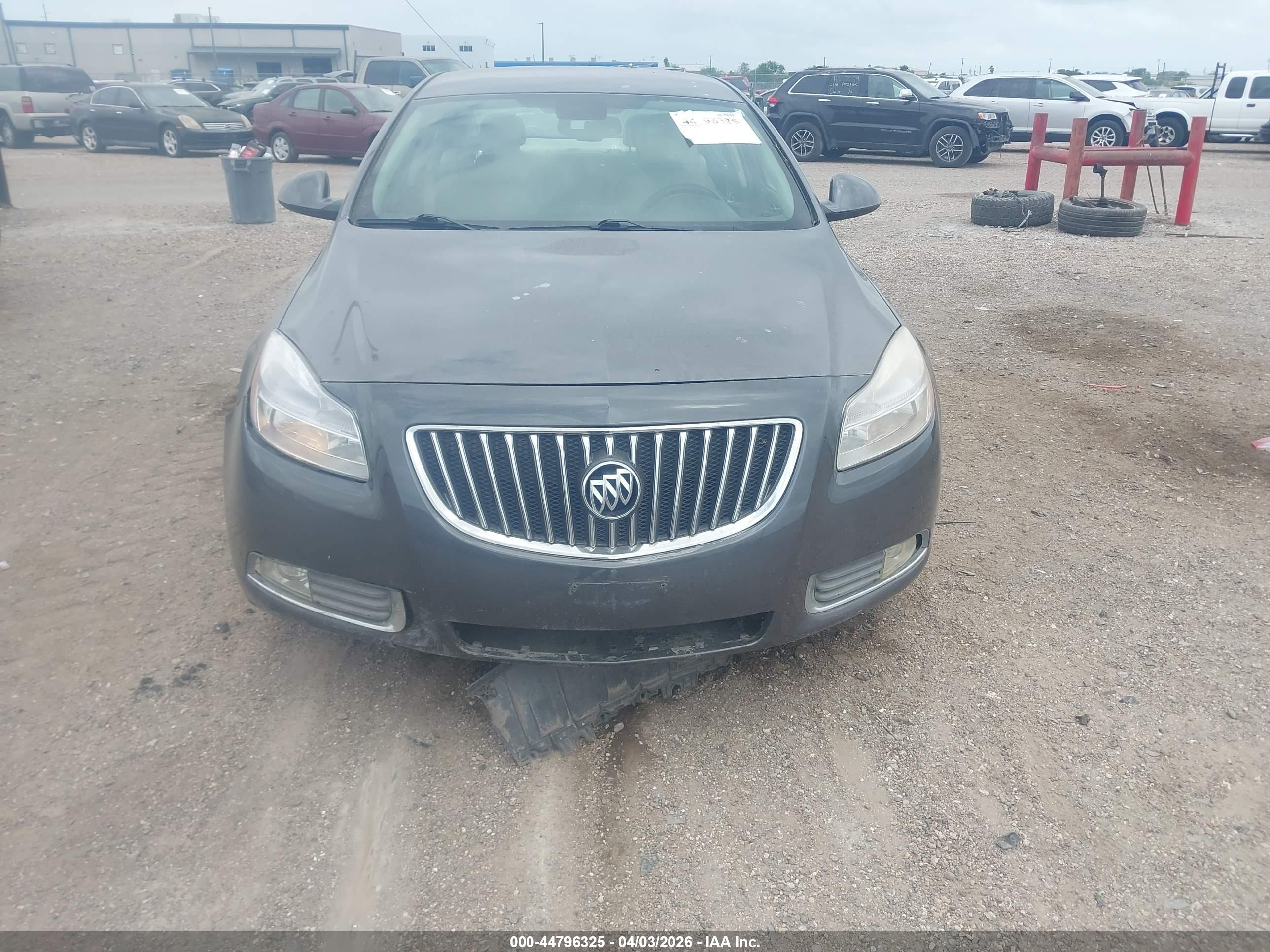 BUICK REGAL image 6