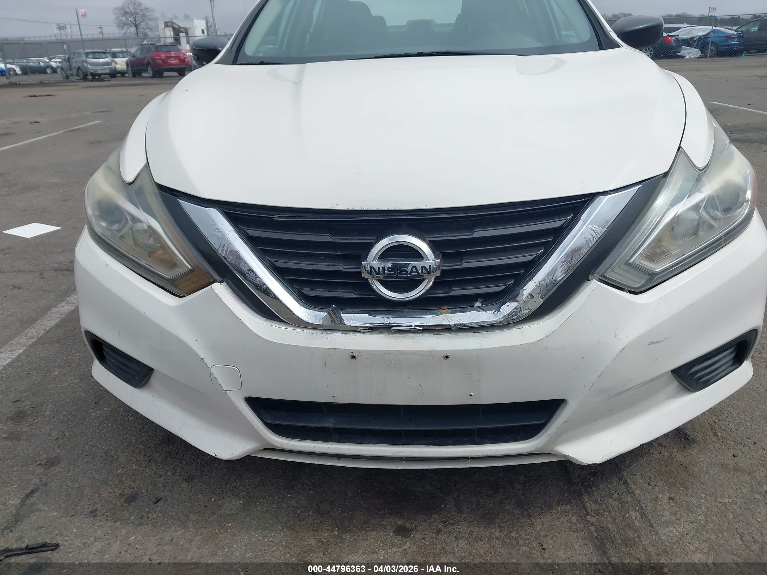 NISSAN ALTIMA image 6