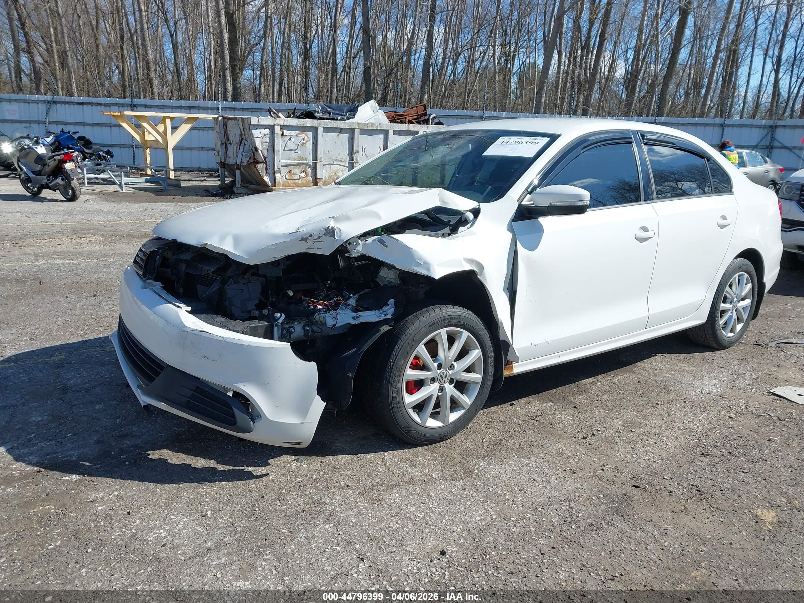 VOLKSWAGEN JETTA image 2