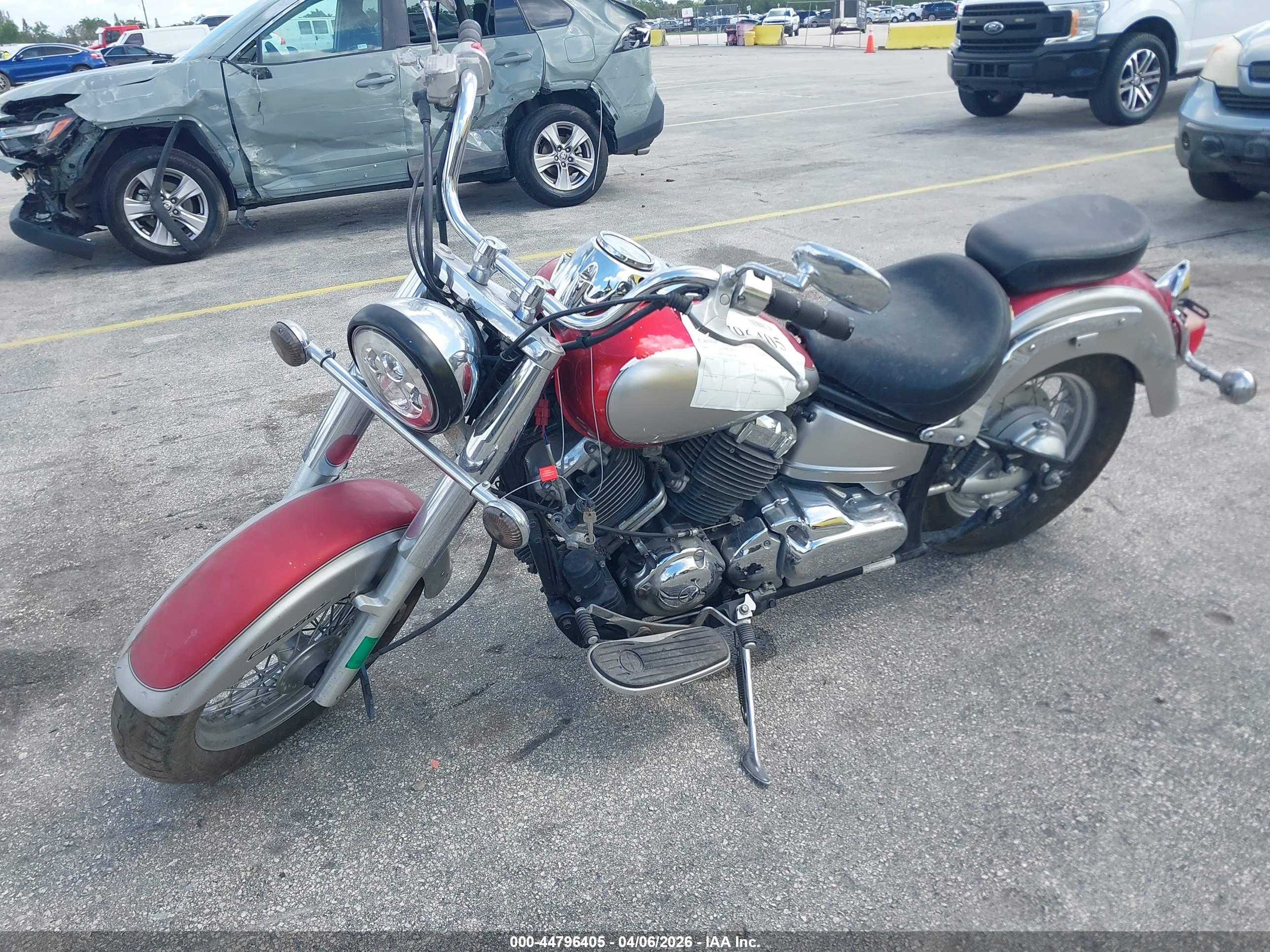 YAMAHA XVS65 image 2