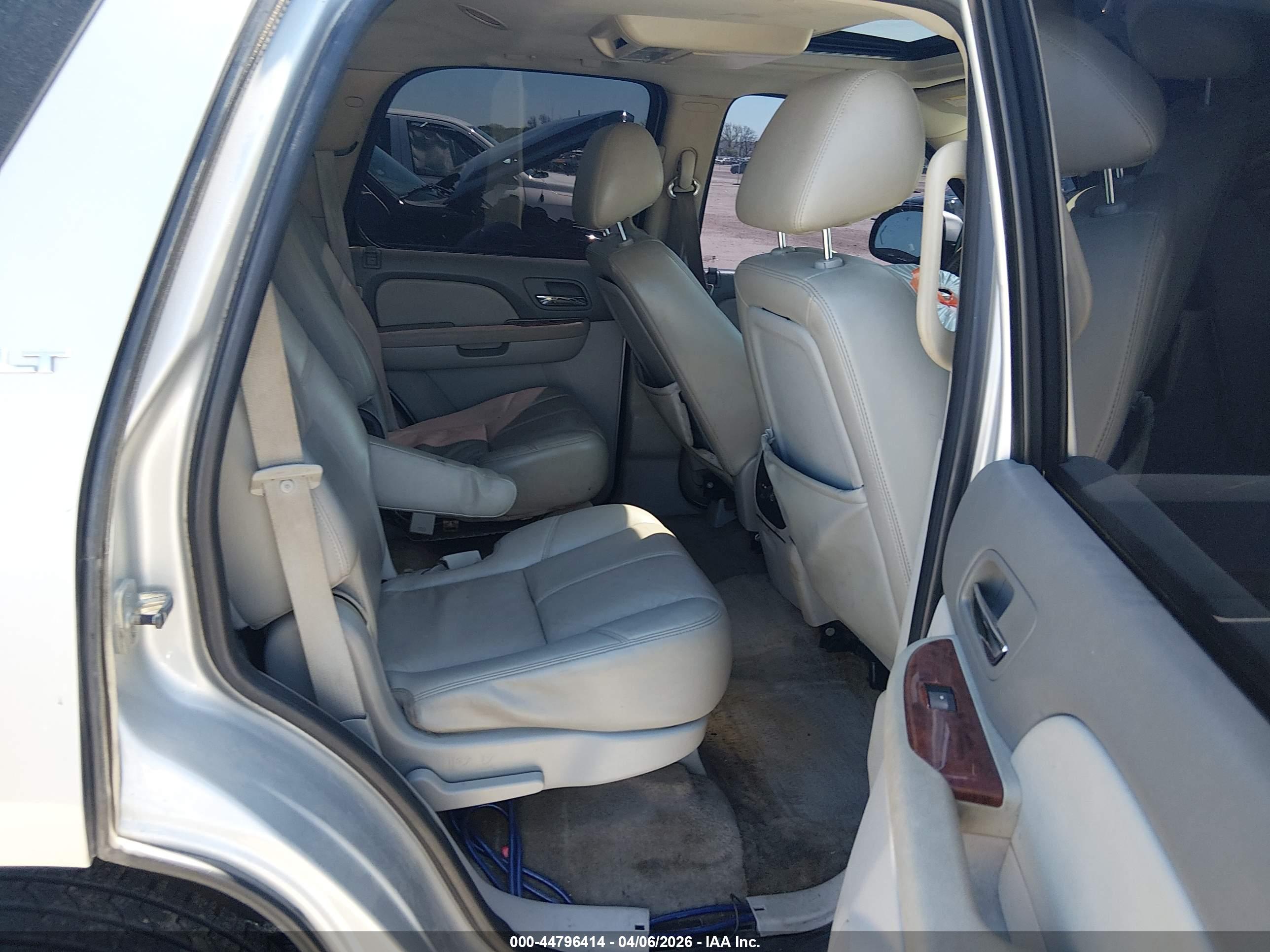 GMC YUKON image 8