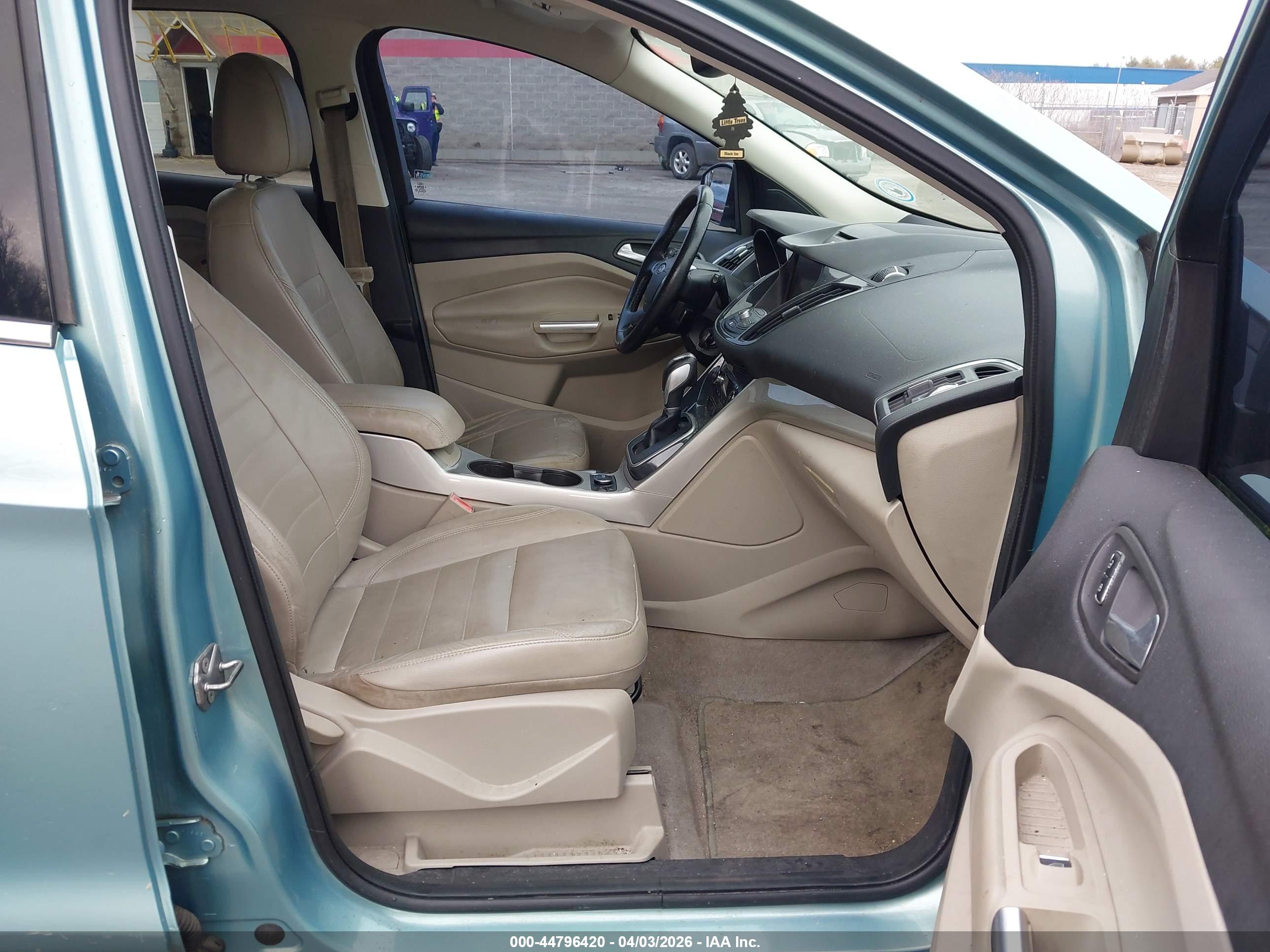 FORD ESCAPE image 5