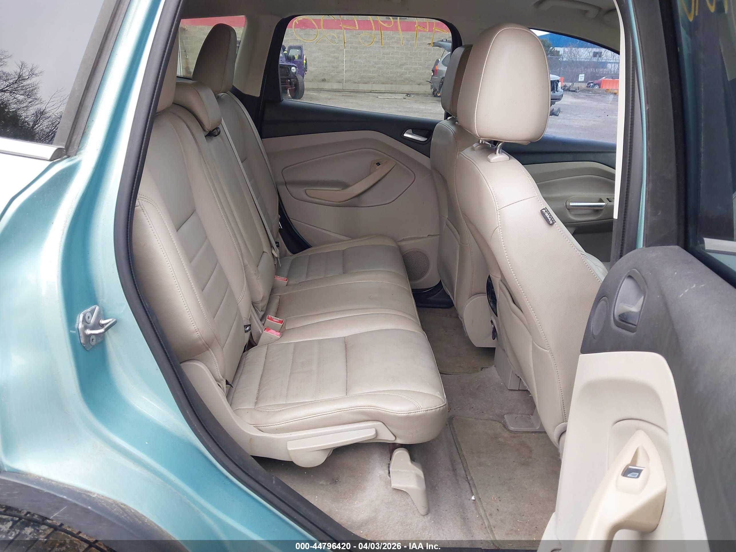 FORD ESCAPE image 8
