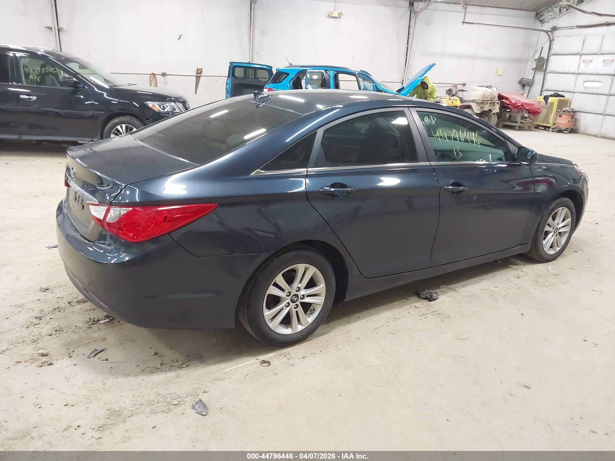HYUNDAI SONATA image 4