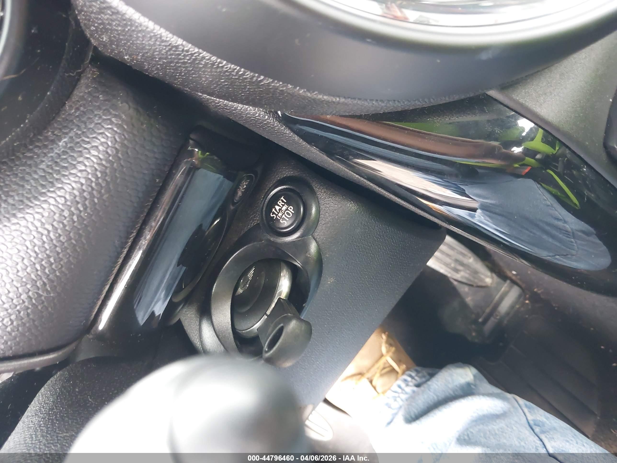 MINI COUNTRYMAN image 11
