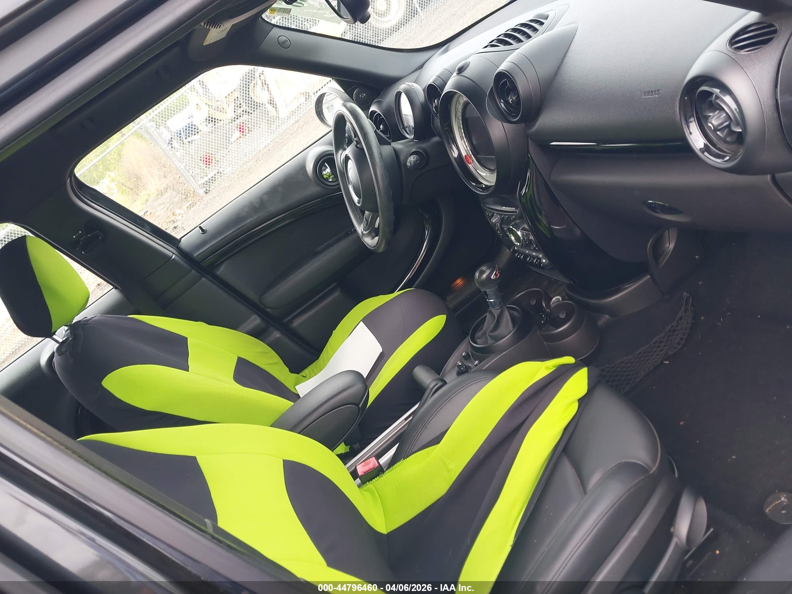 MINI COUNTRYMAN image 5