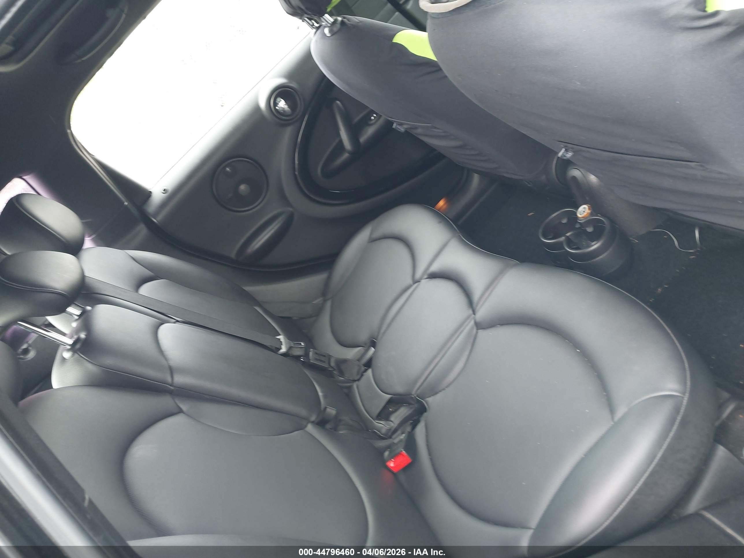 MINI COUNTRYMAN image 8