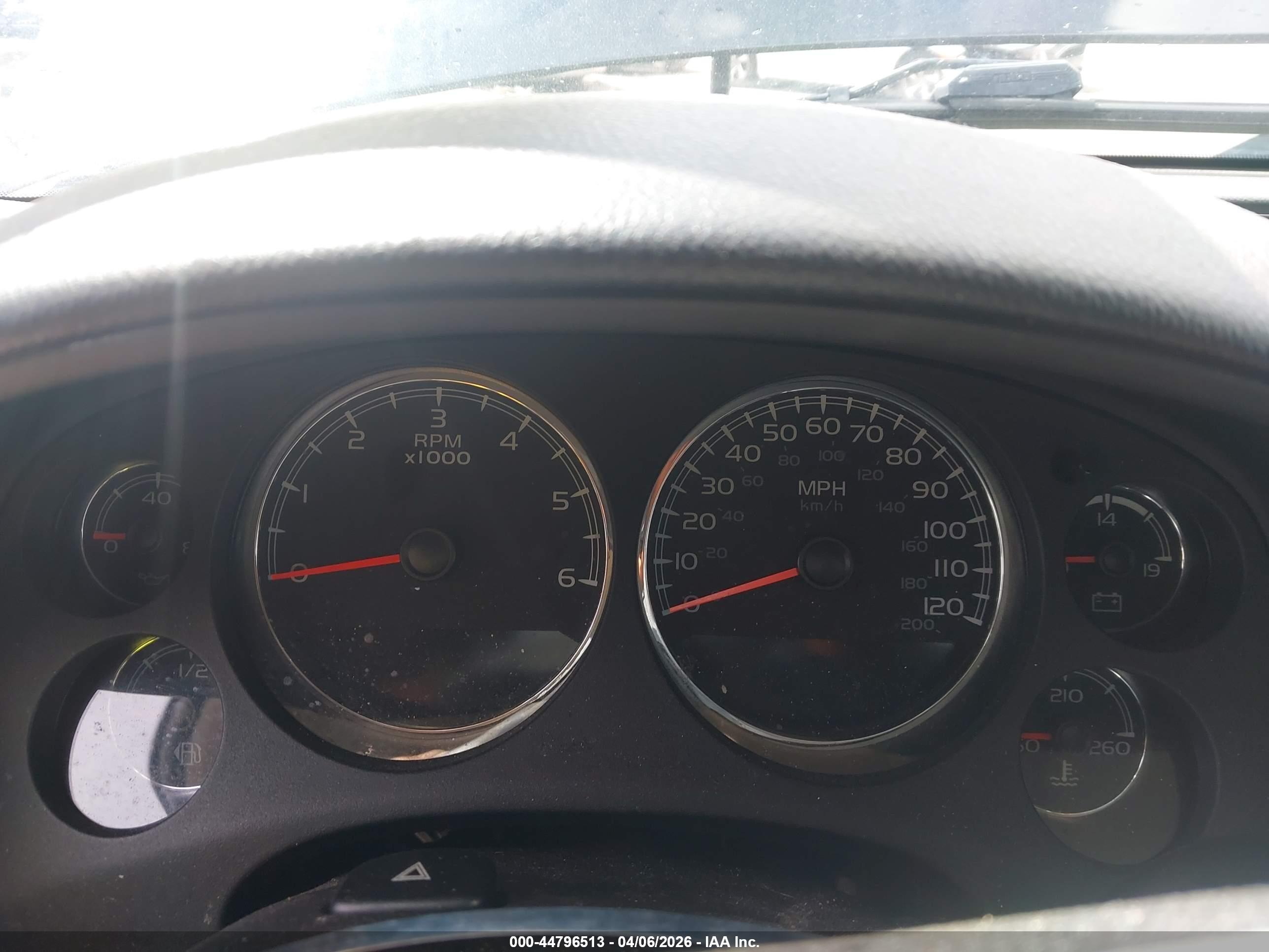 GMC YUKON image 7