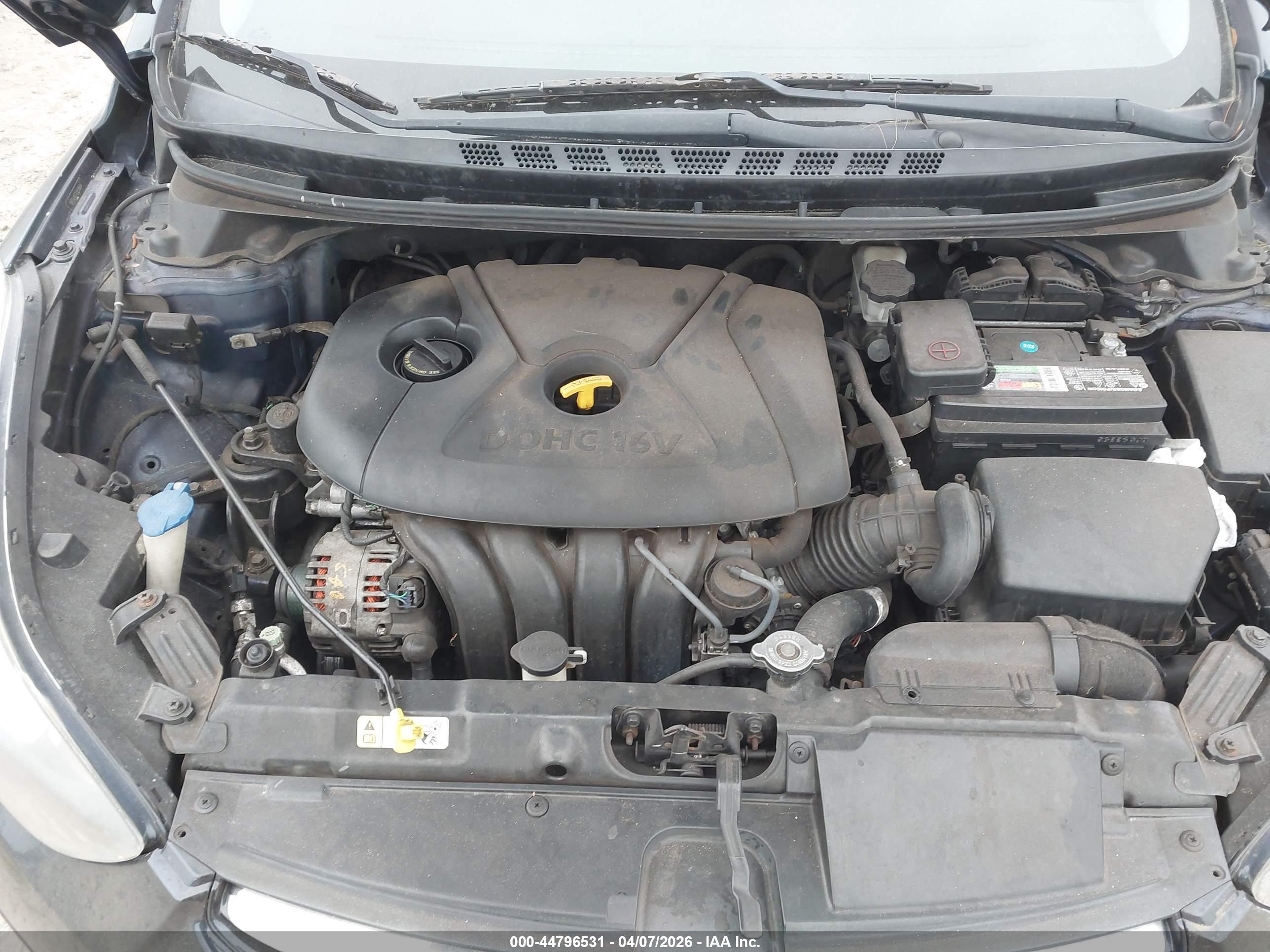 HYUNDAI ELANTRA image 10