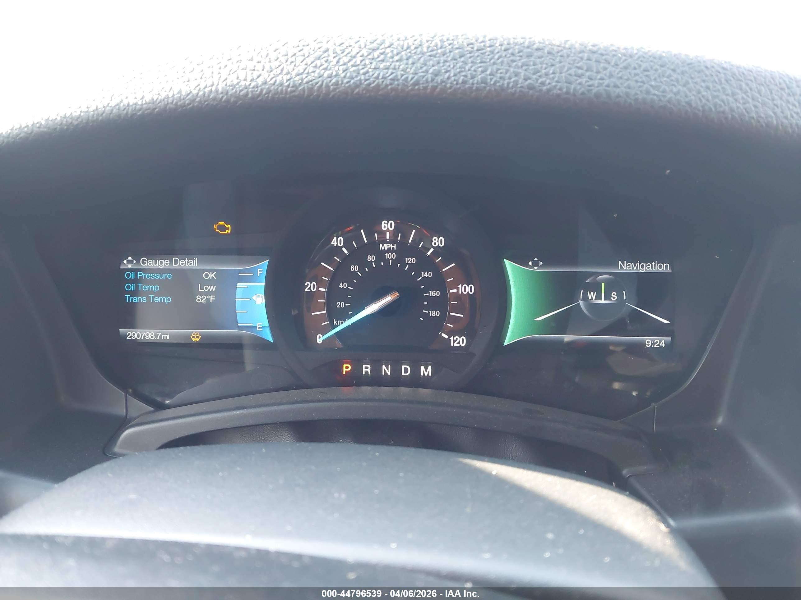 FORD EXPEDITION image 7