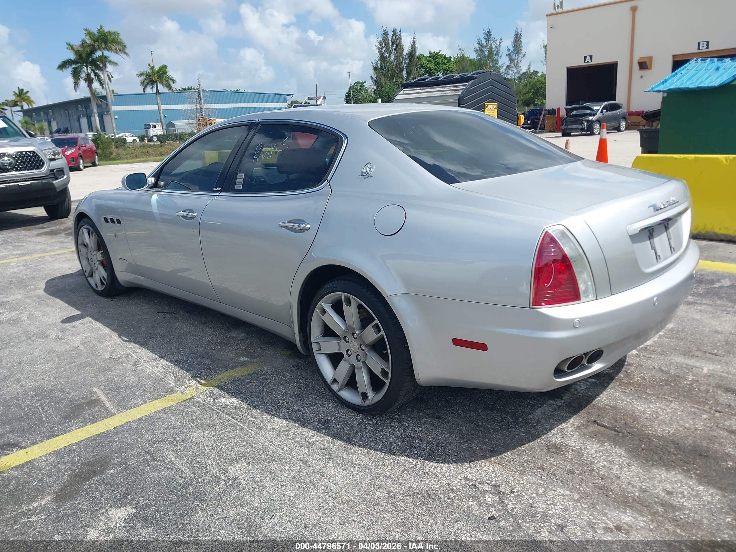 MASERATI QUATTROPORTE image 3