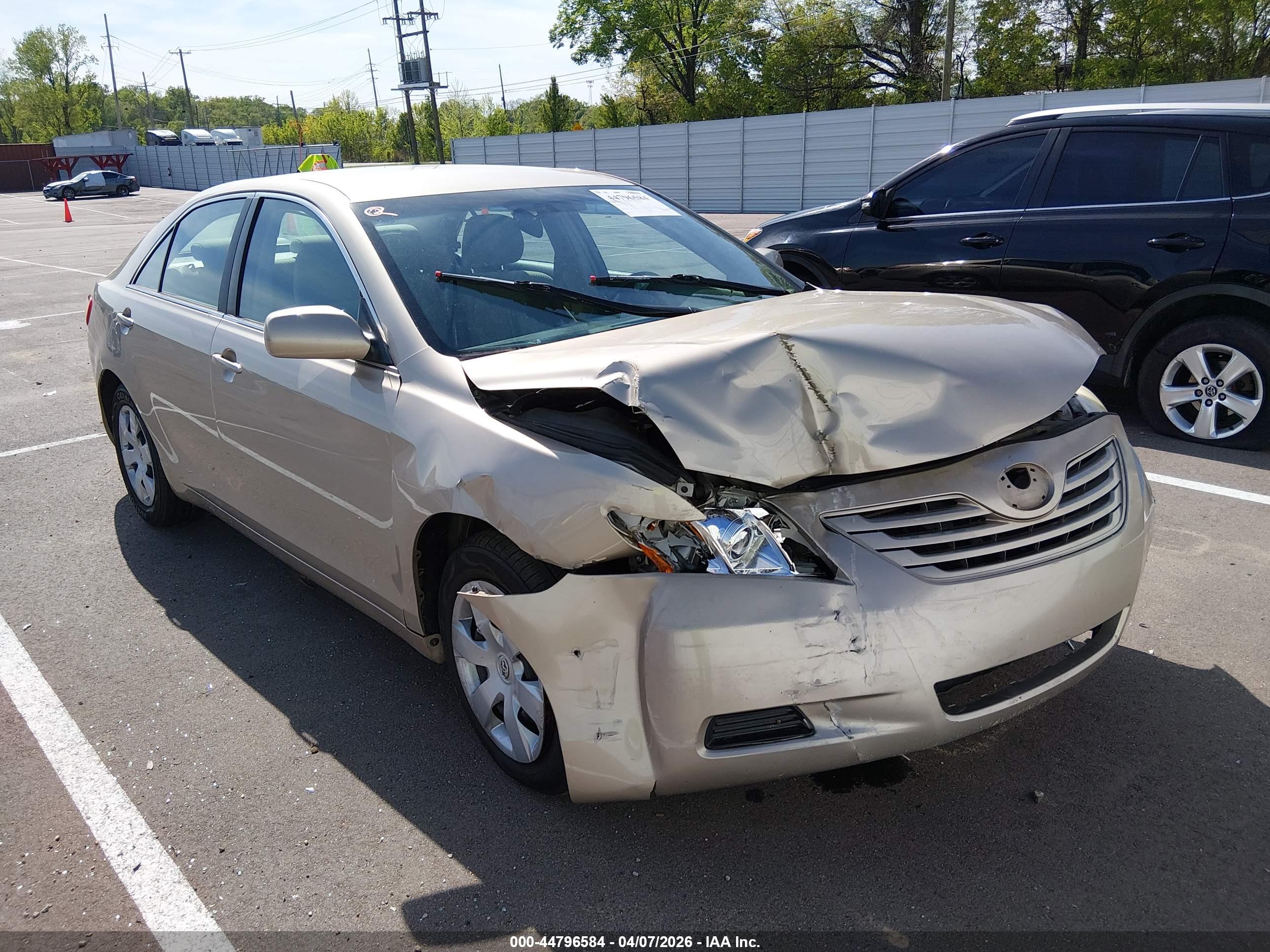 TOYOTA CAMRY image 6